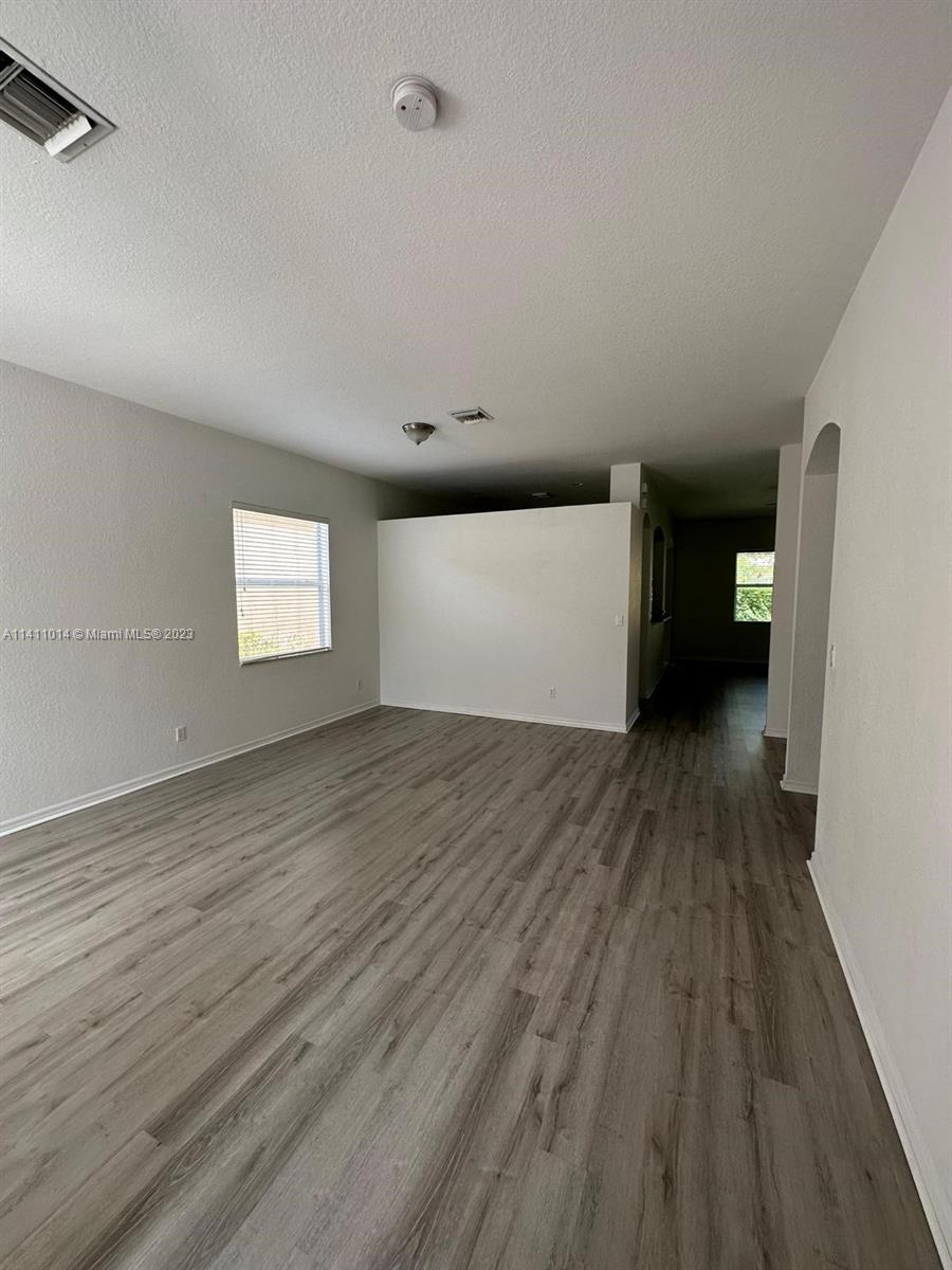ISLES AT WESTON - Residential Lease