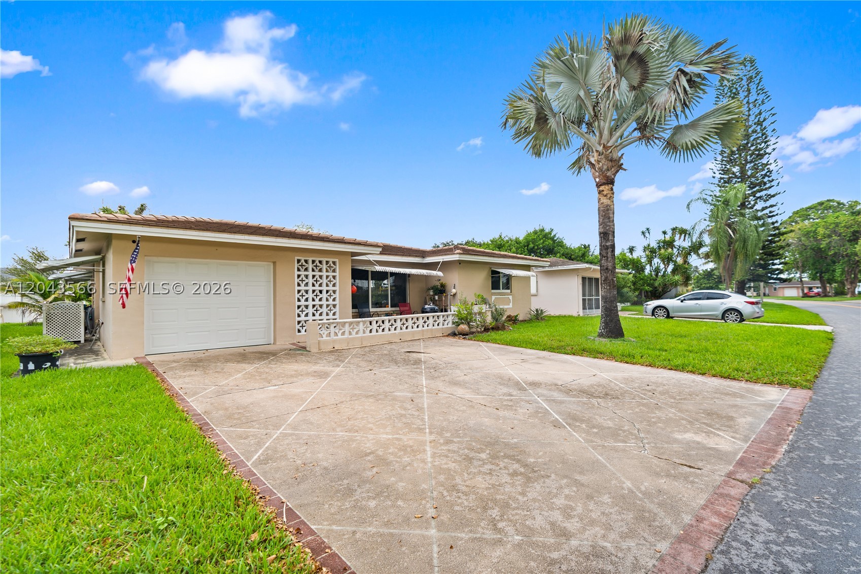 MAINLANDS OF TAMARAC LAKE - Residential