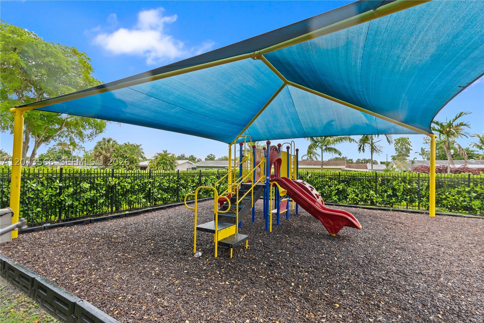 MAINLANDS OF TAMARAC LAKE - Residential