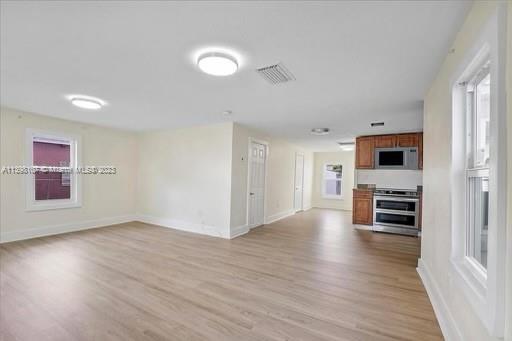T L JOHNSON SUB IN SW1/4 - Residential