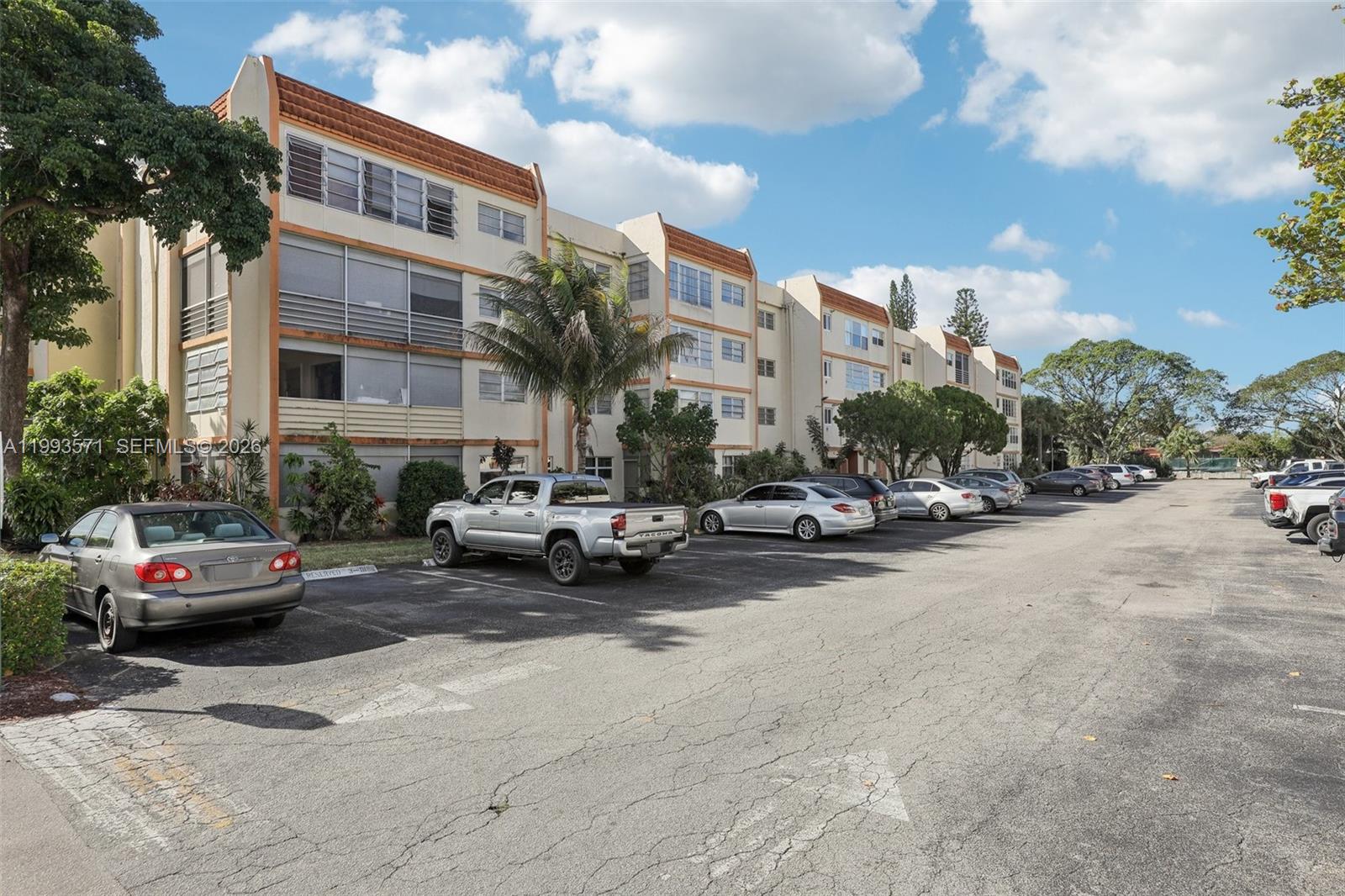 CYPRESS TREE CONDO BLDG 3 - Residential