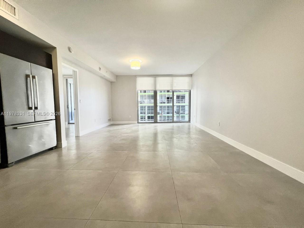 ARIA ON THE BAY - Residential