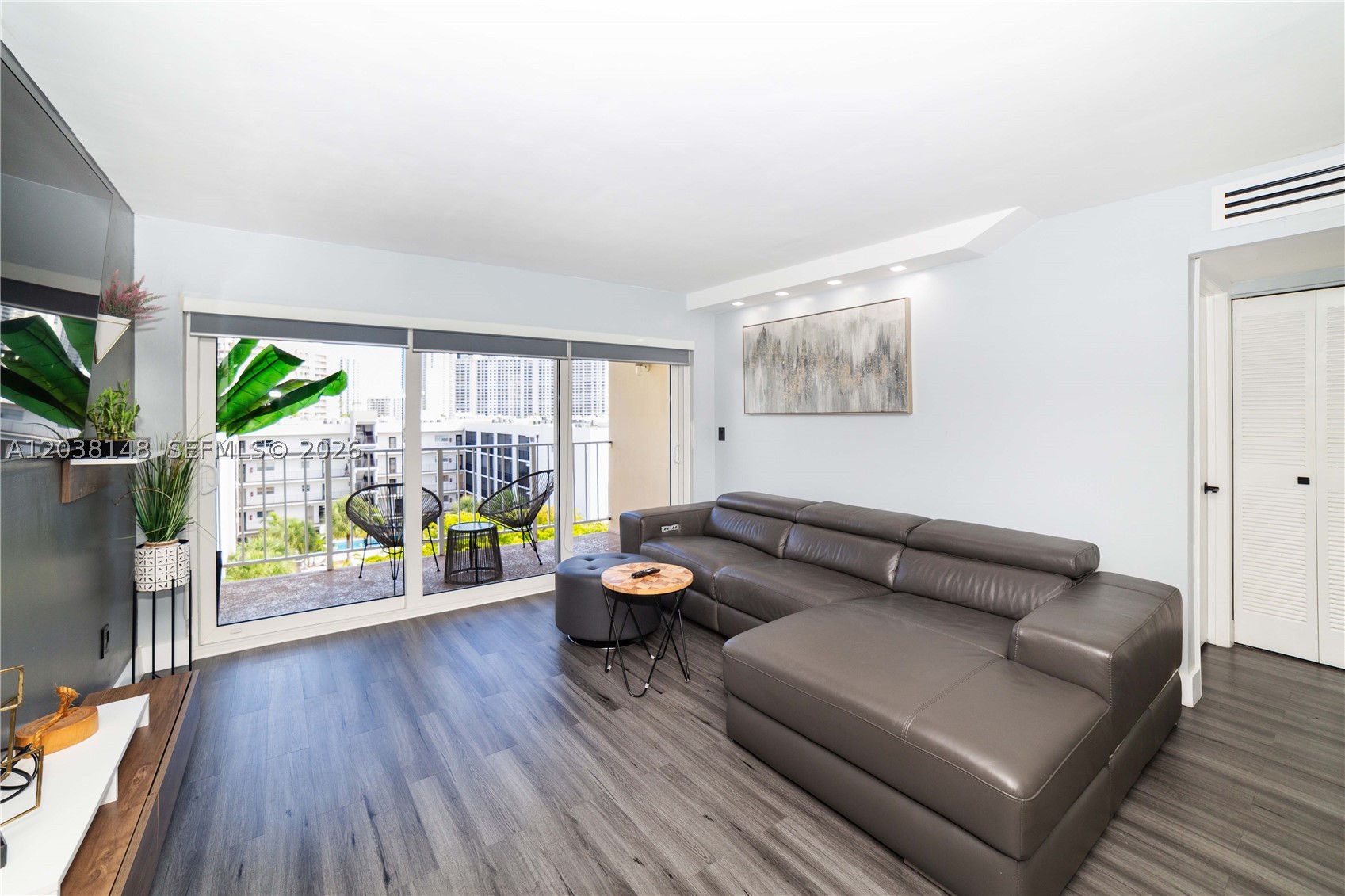 MARBELLA TOWER CONDO - Residential Lease