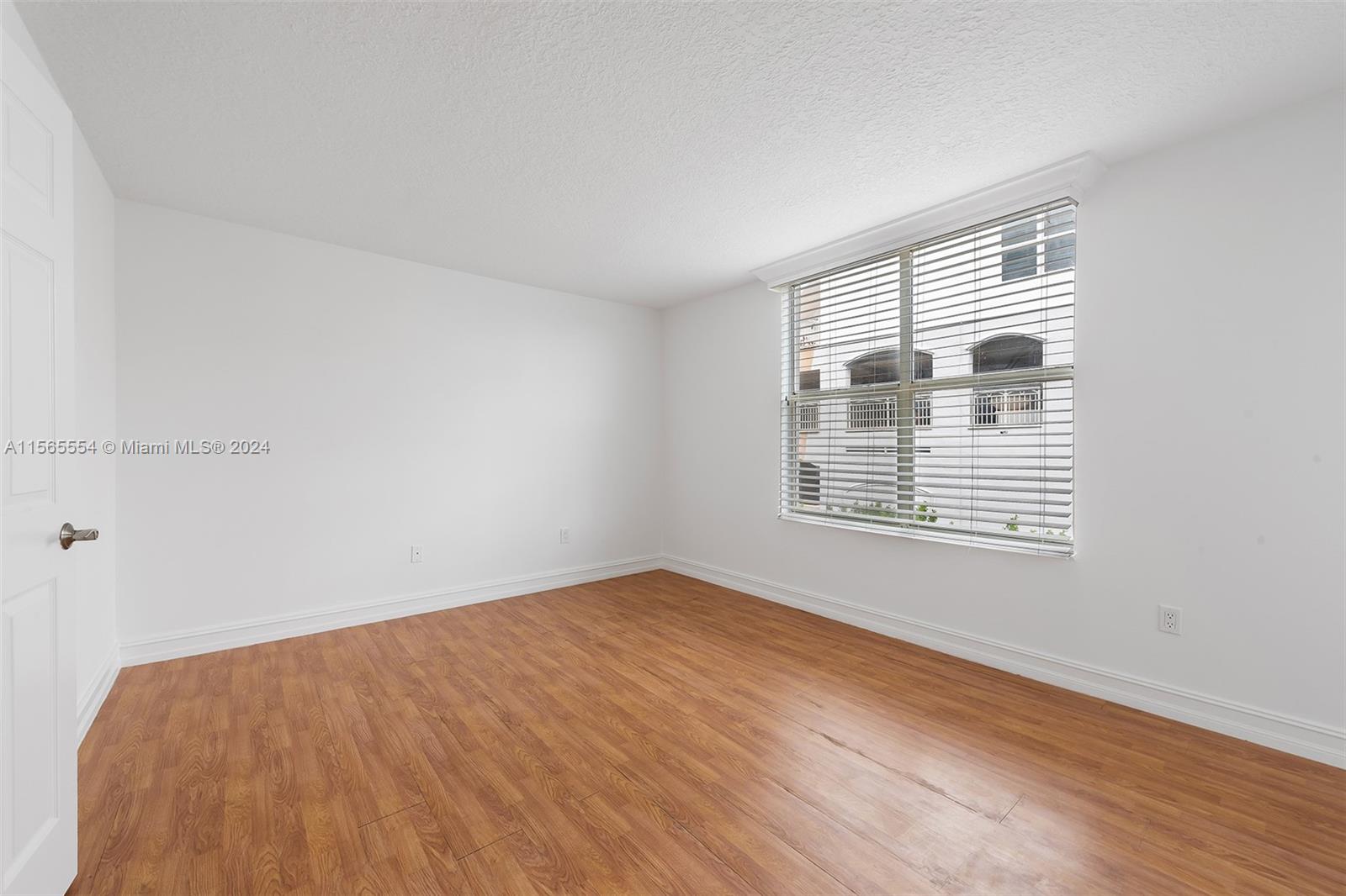 ISLAND PLACE AT BAY HARBO - Residential Lease