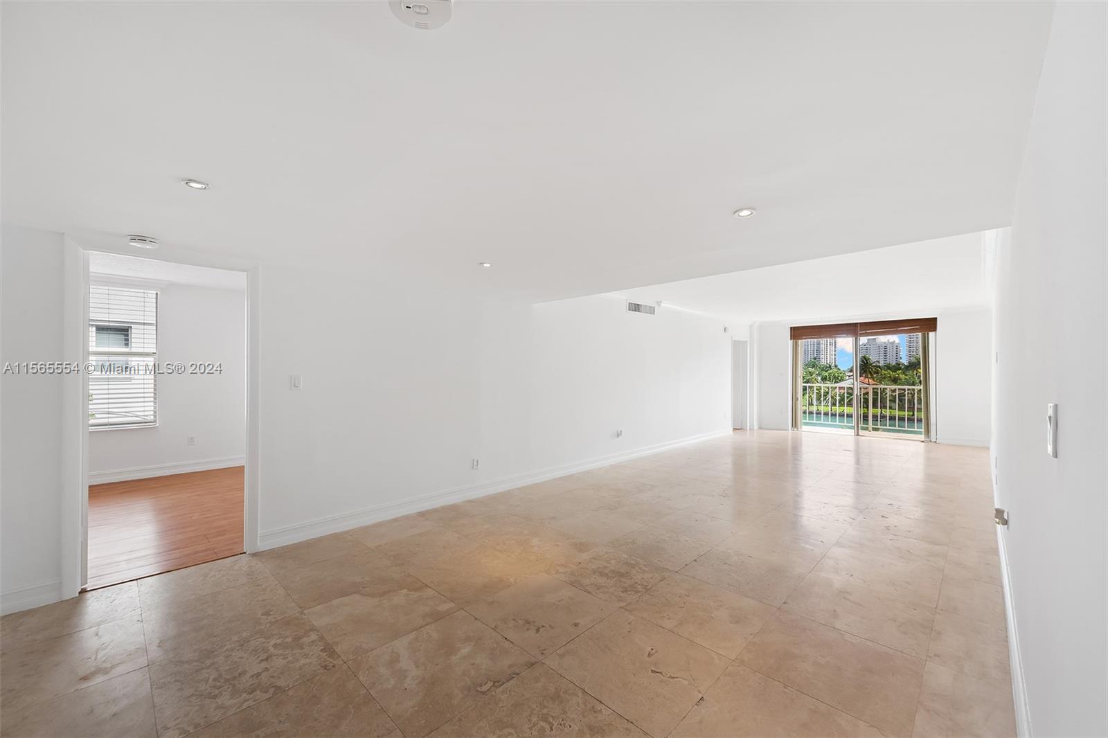 ISLAND PLACE AT BAY HARBO - Residential Lease