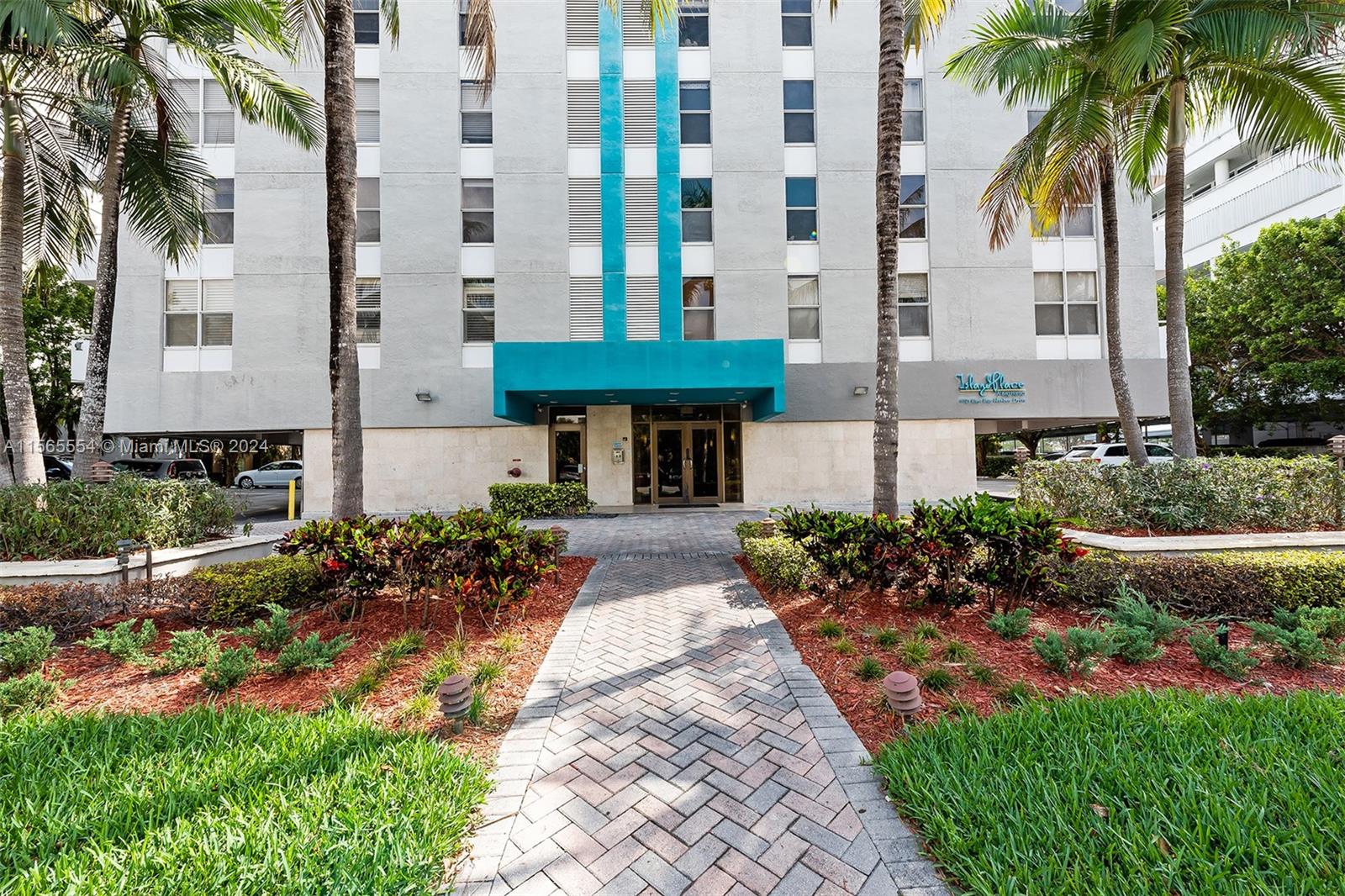 ISLAND PLACE AT BAY HARBO - Residential Lease