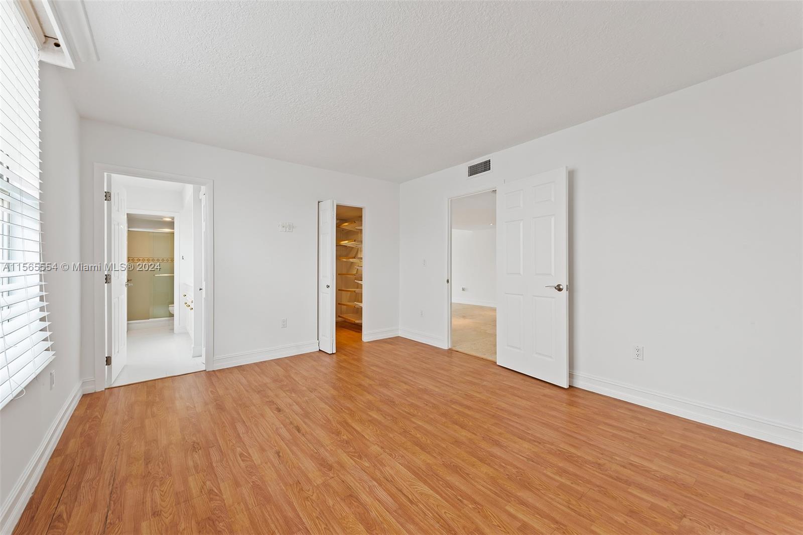 ISLAND PLACE AT BAY HARBO - Residential Lease