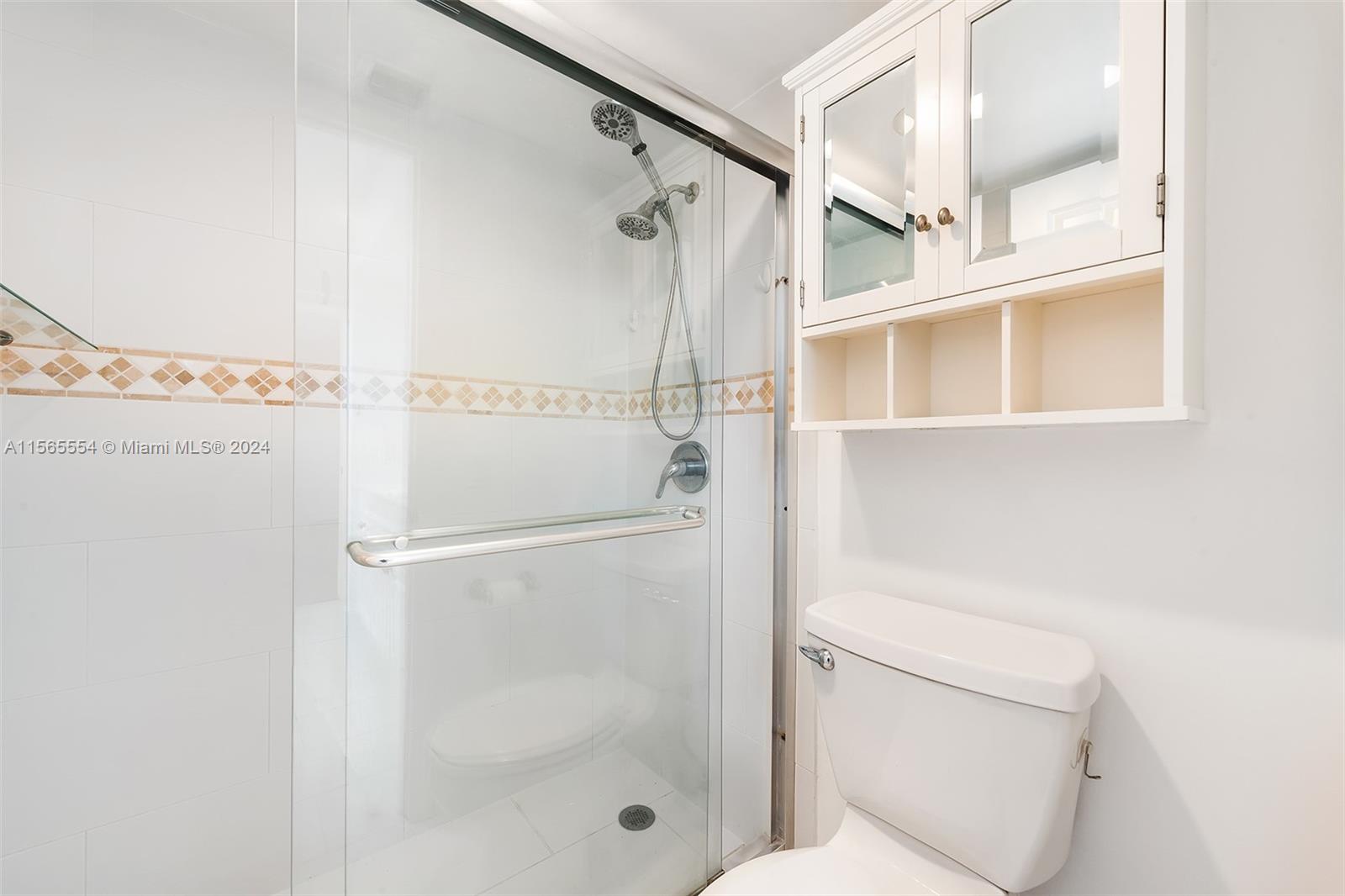 ISLAND PLACE AT BAY HARBO - Residential Lease