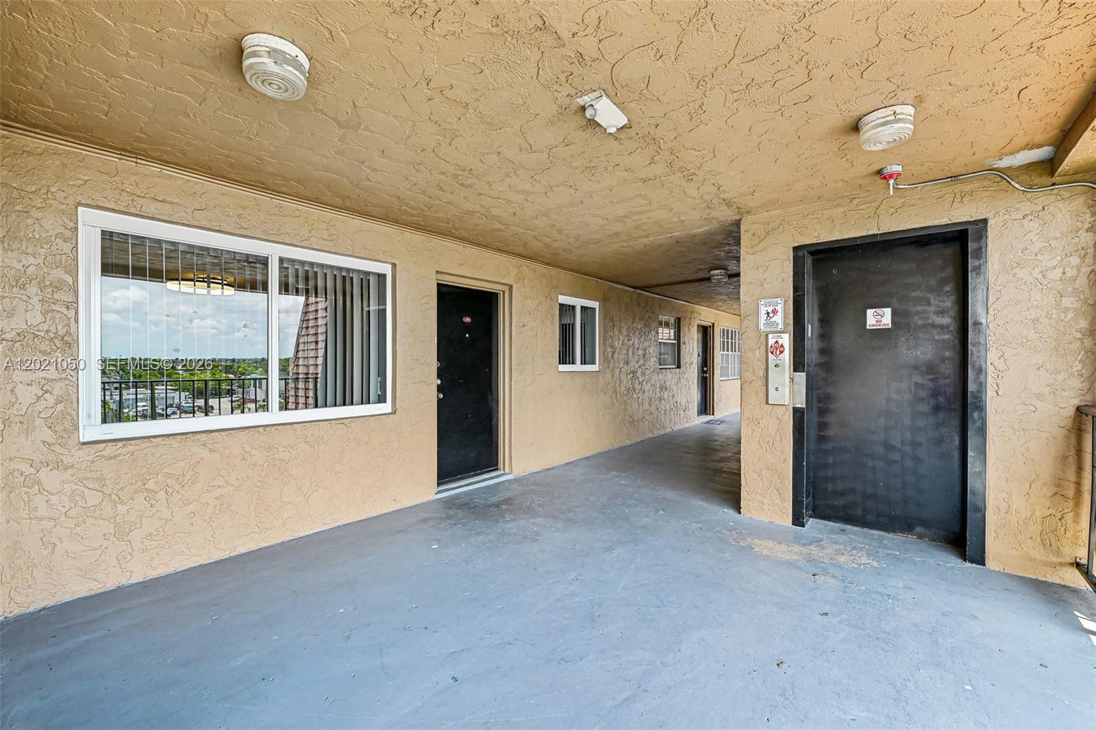 KINGS CASTLE CONDO - Residential