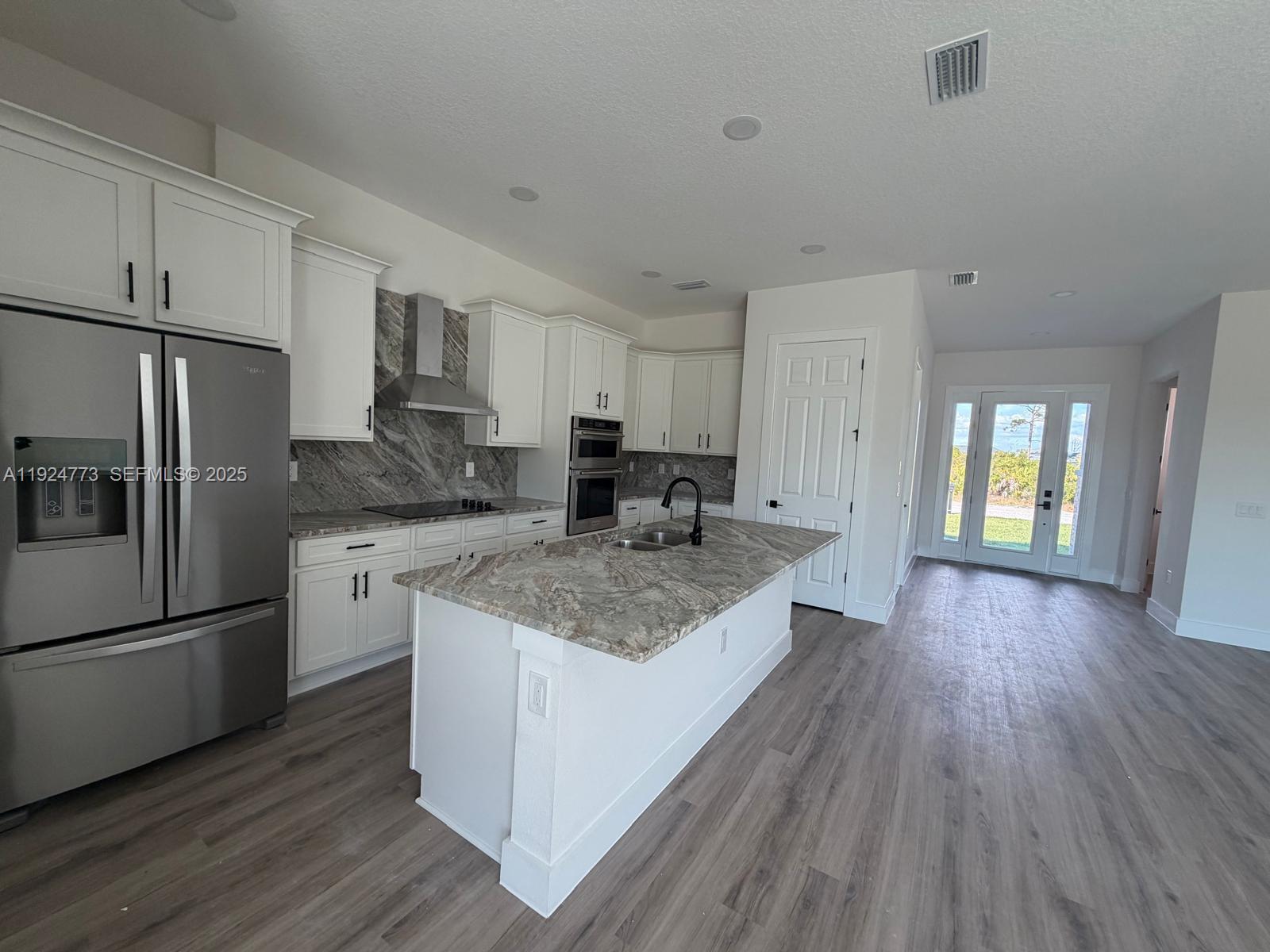 ROTONDA SANDS - Residential
