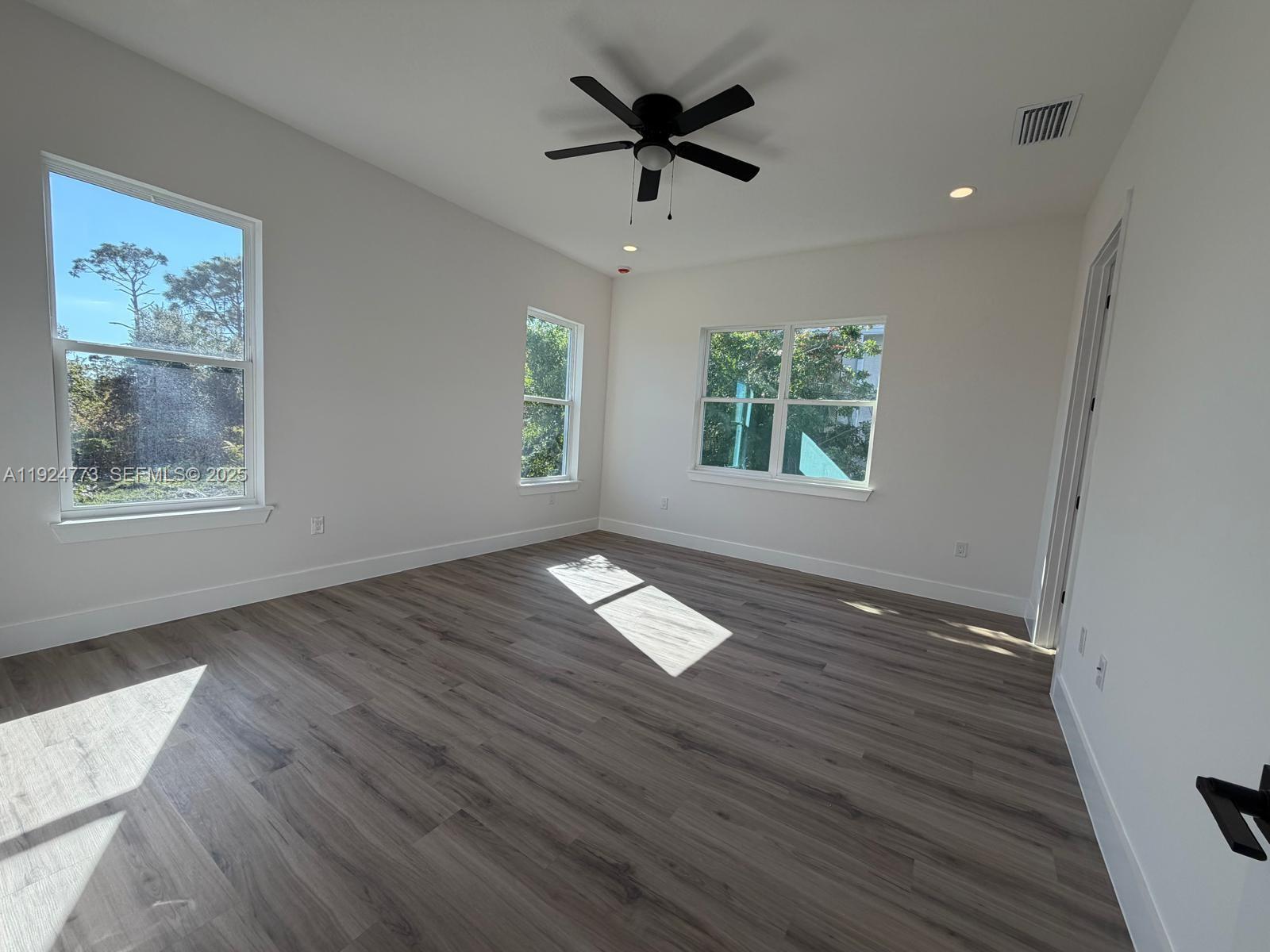 ROTONDA SANDS - Residential