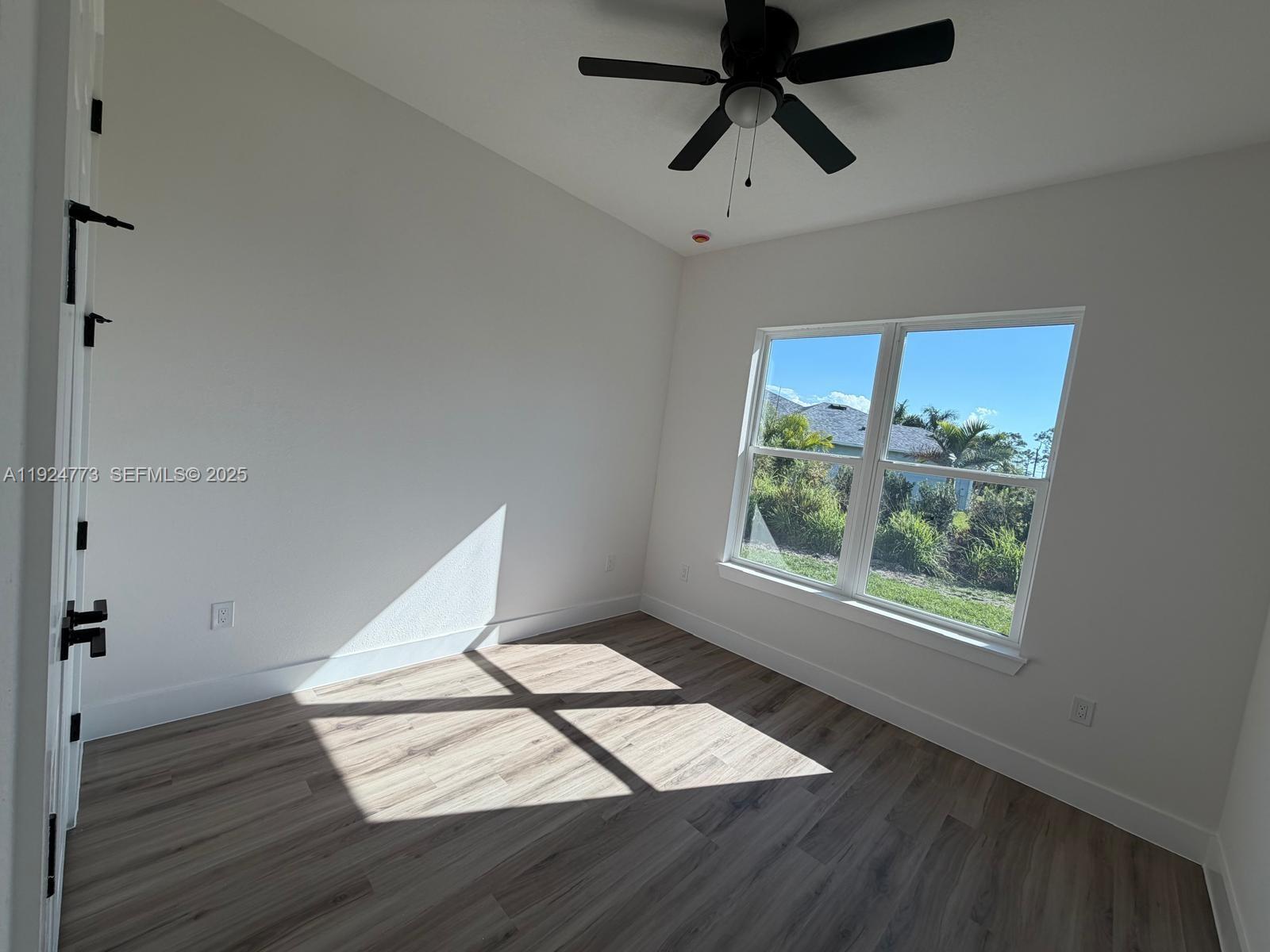 ROTONDA SANDS - Residential