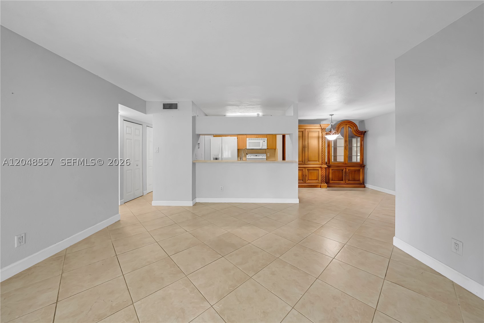 ROYAL PALM PLACE - Residential