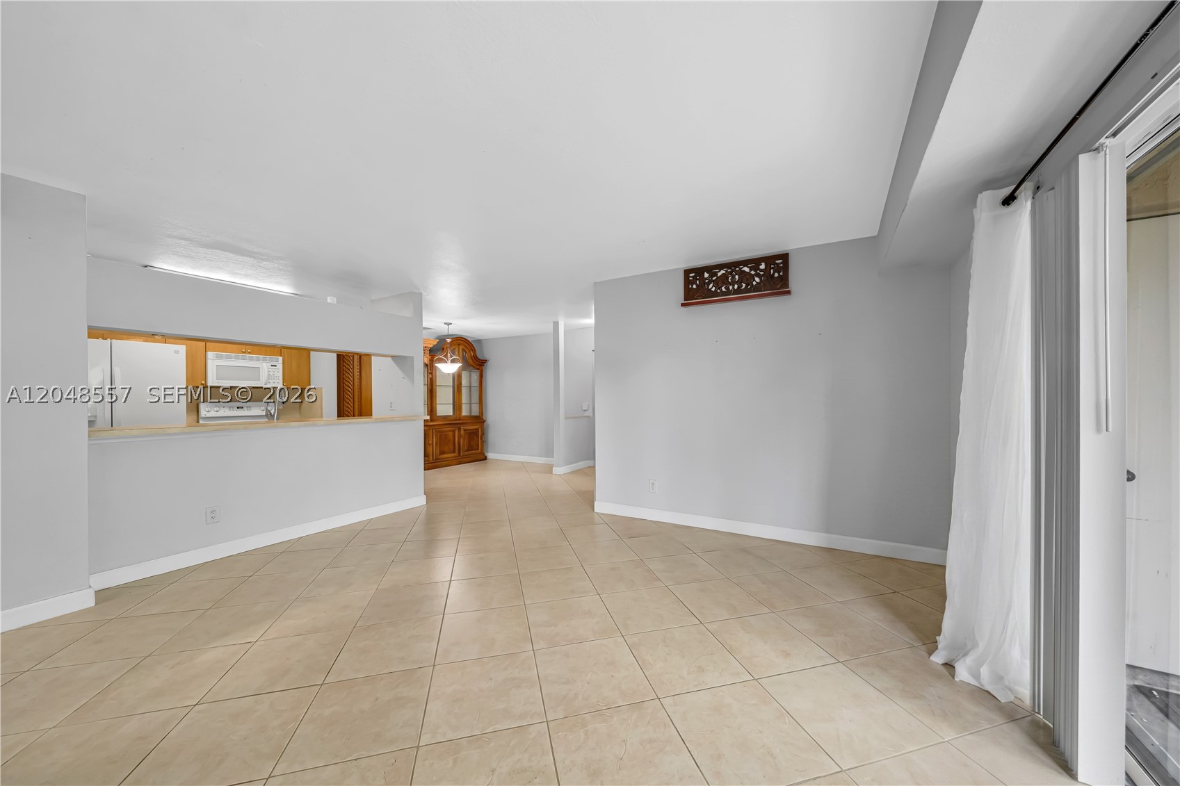ROYAL PALM PLACE - Residential