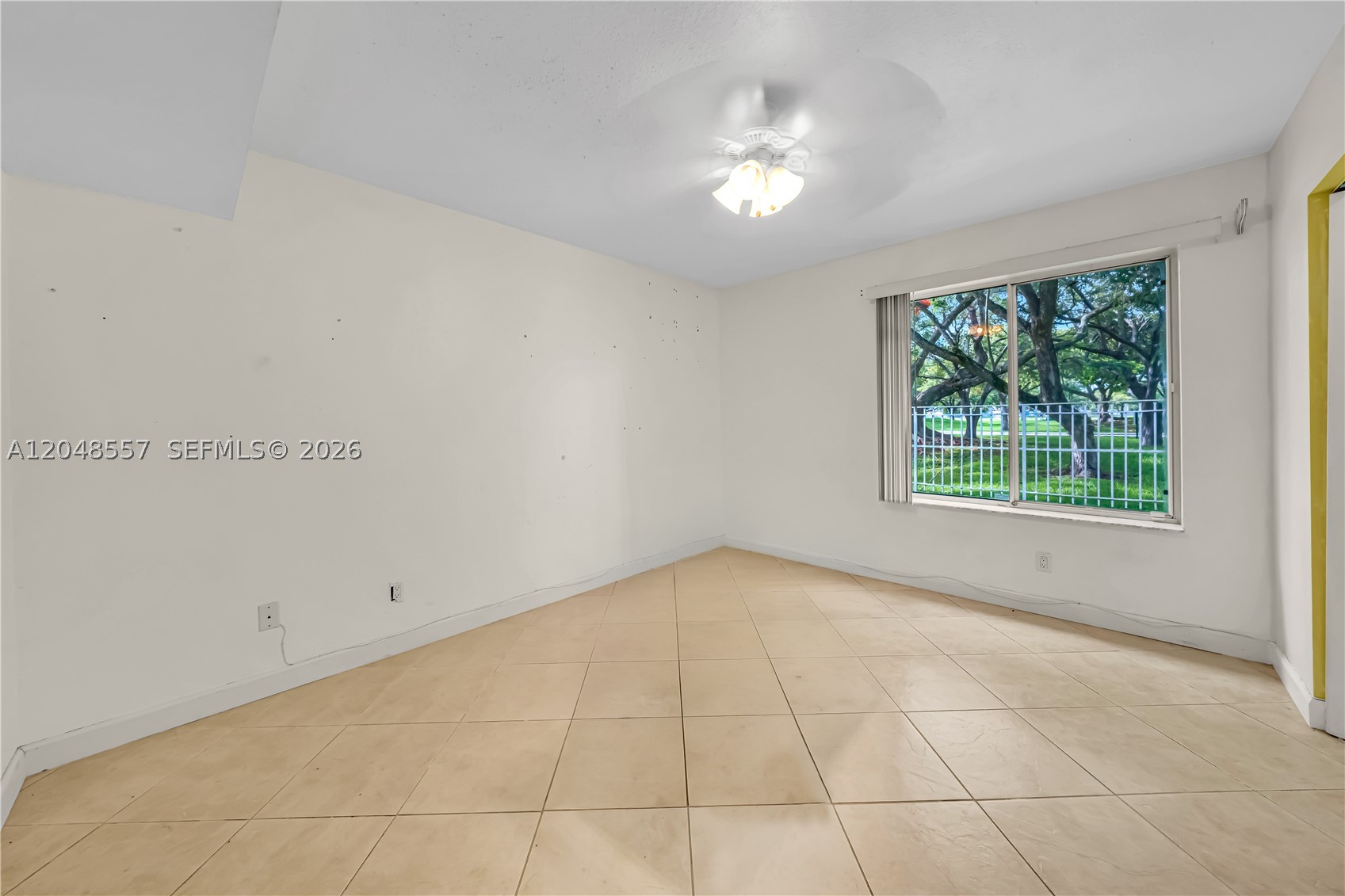 ROYAL PALM PLACE - Residential