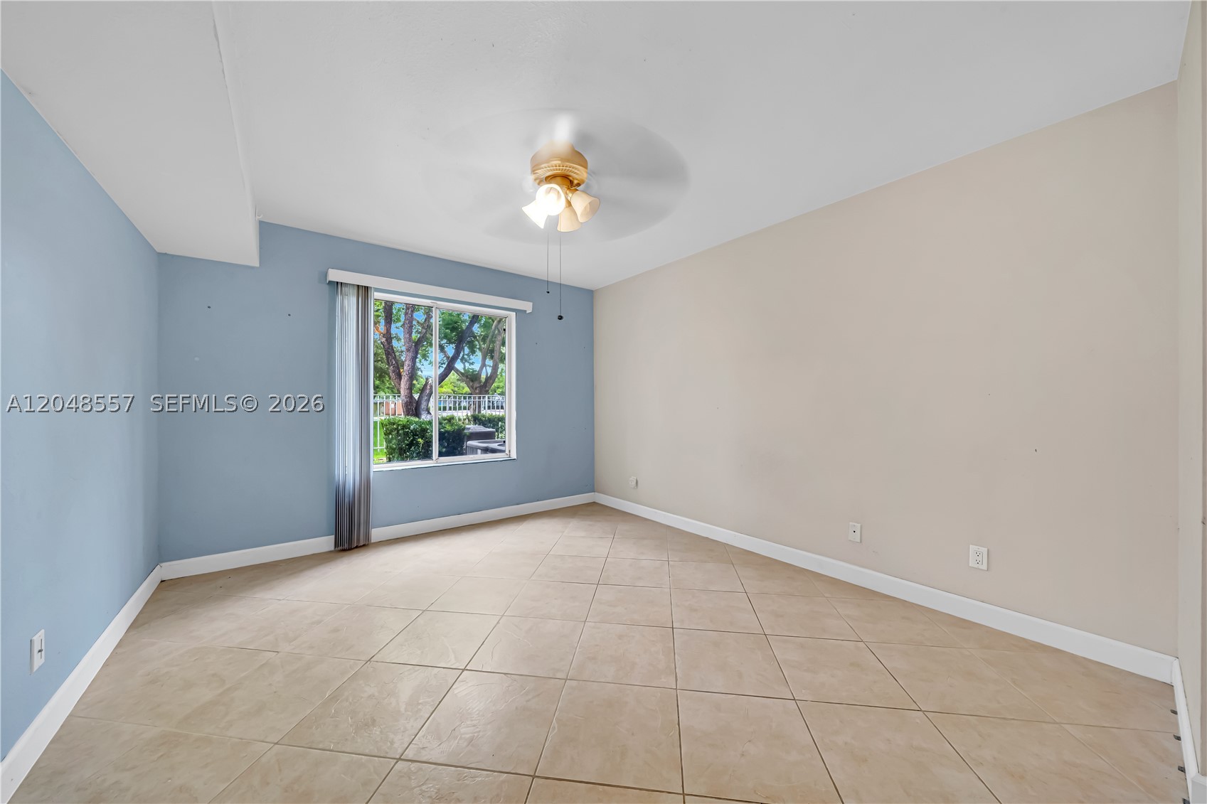 ROYAL PALM PLACE - Residential