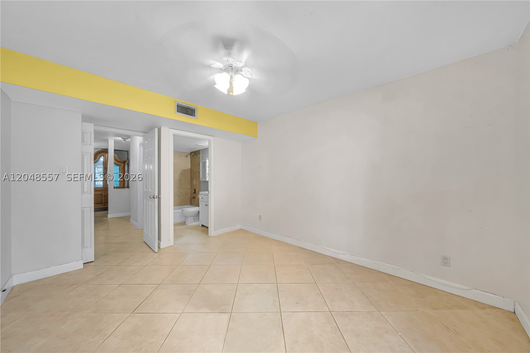 ROYAL PALM PLACE - Residential