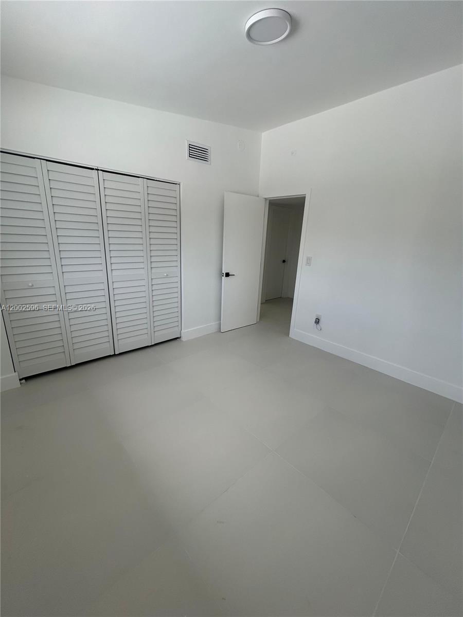 ARCH CREEK ESTS - Residential