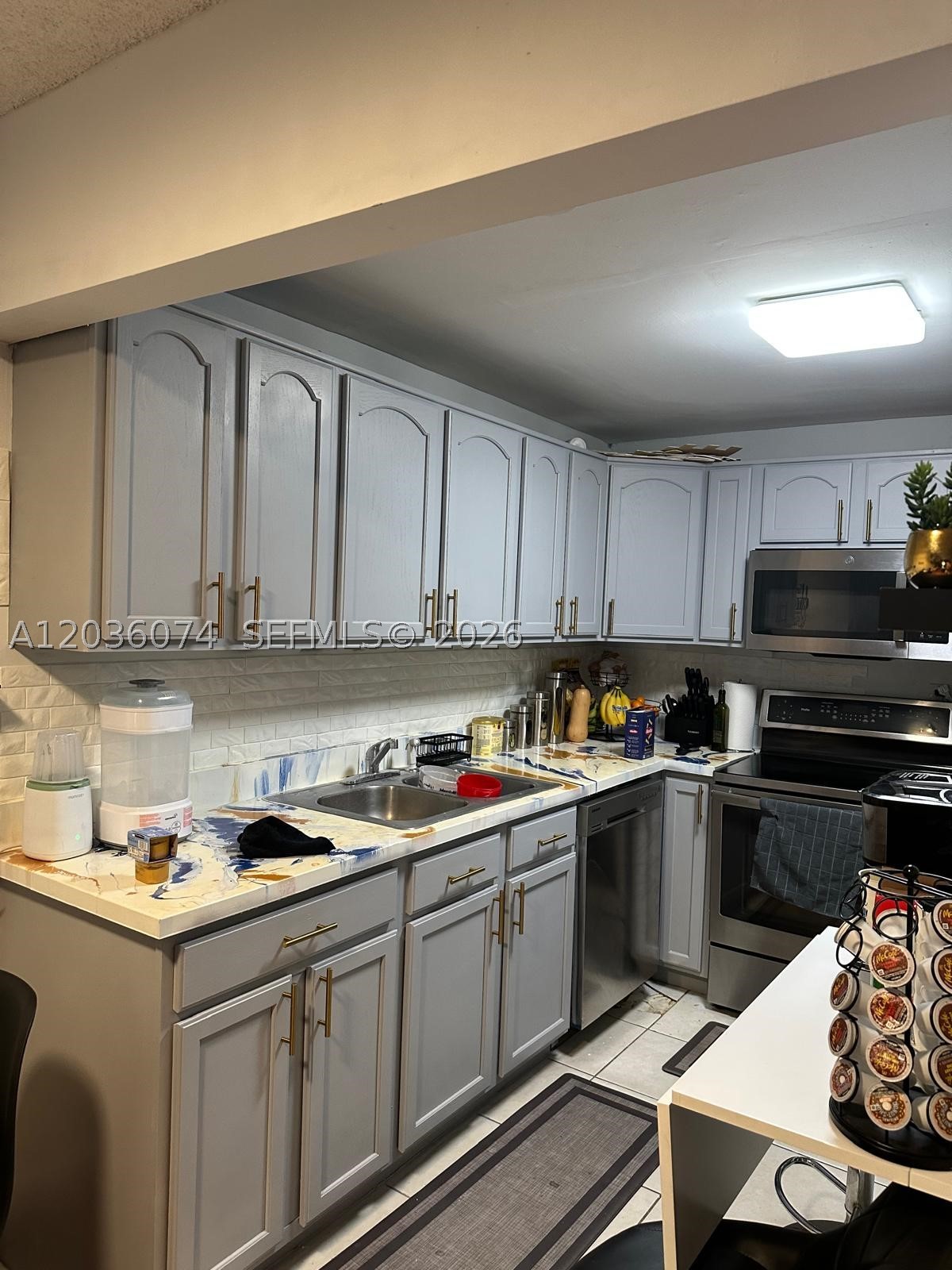 CYPRESS CLUB OF KENDALE C - Residential Lease