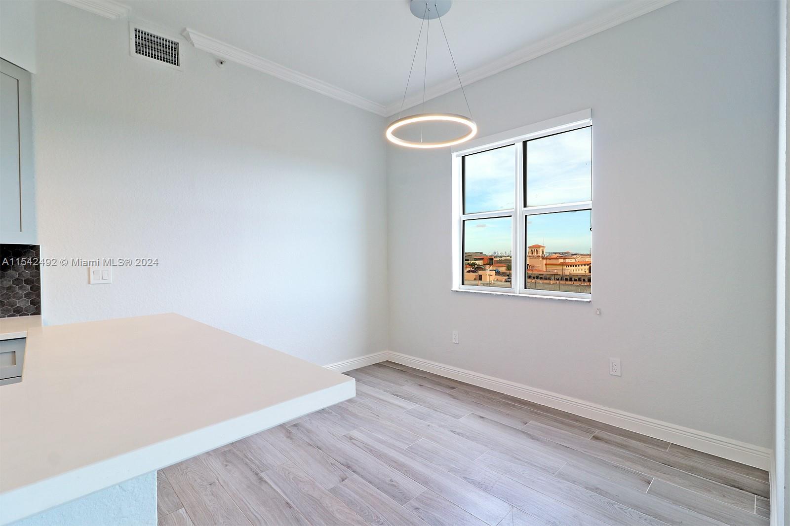 THE GRANDE CONDO - Residential Lease