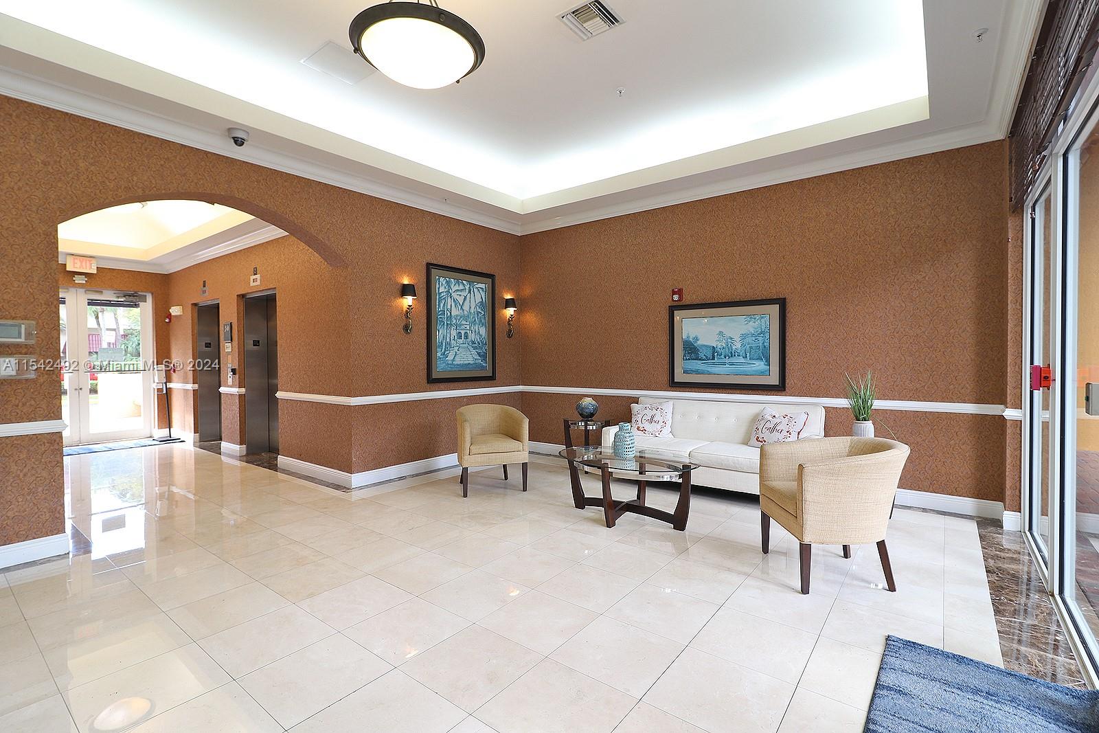 THE GRANDE CONDO - Residential Lease