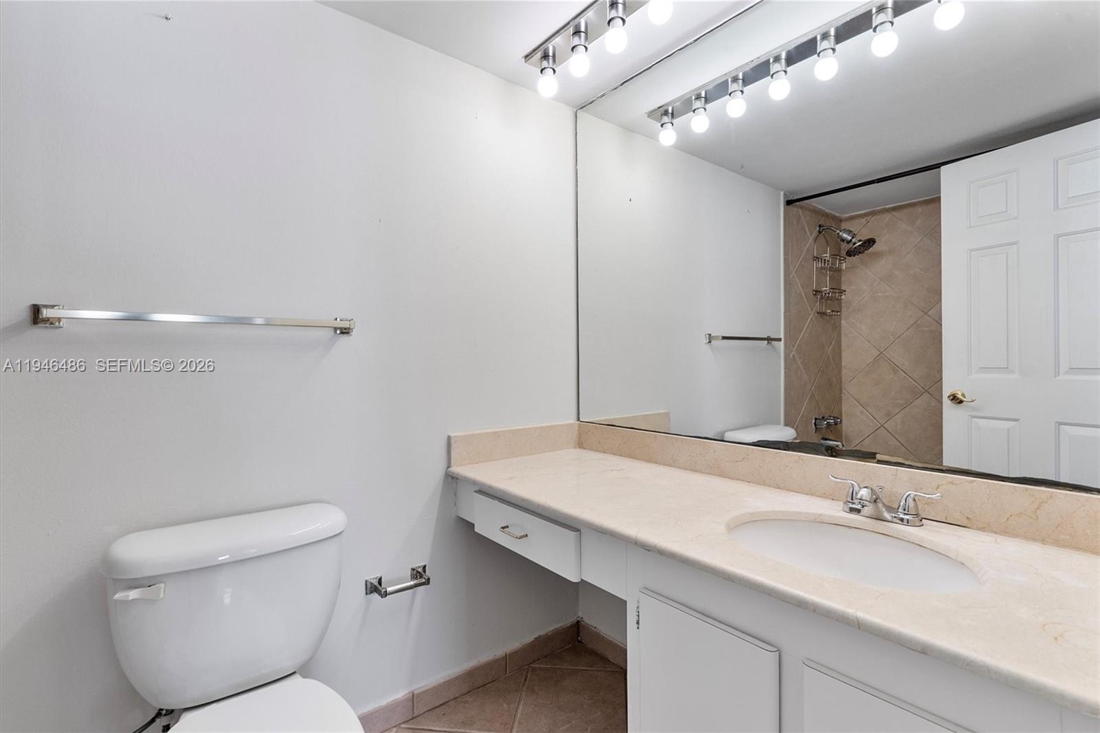 AQUASOL CONDO - Residential