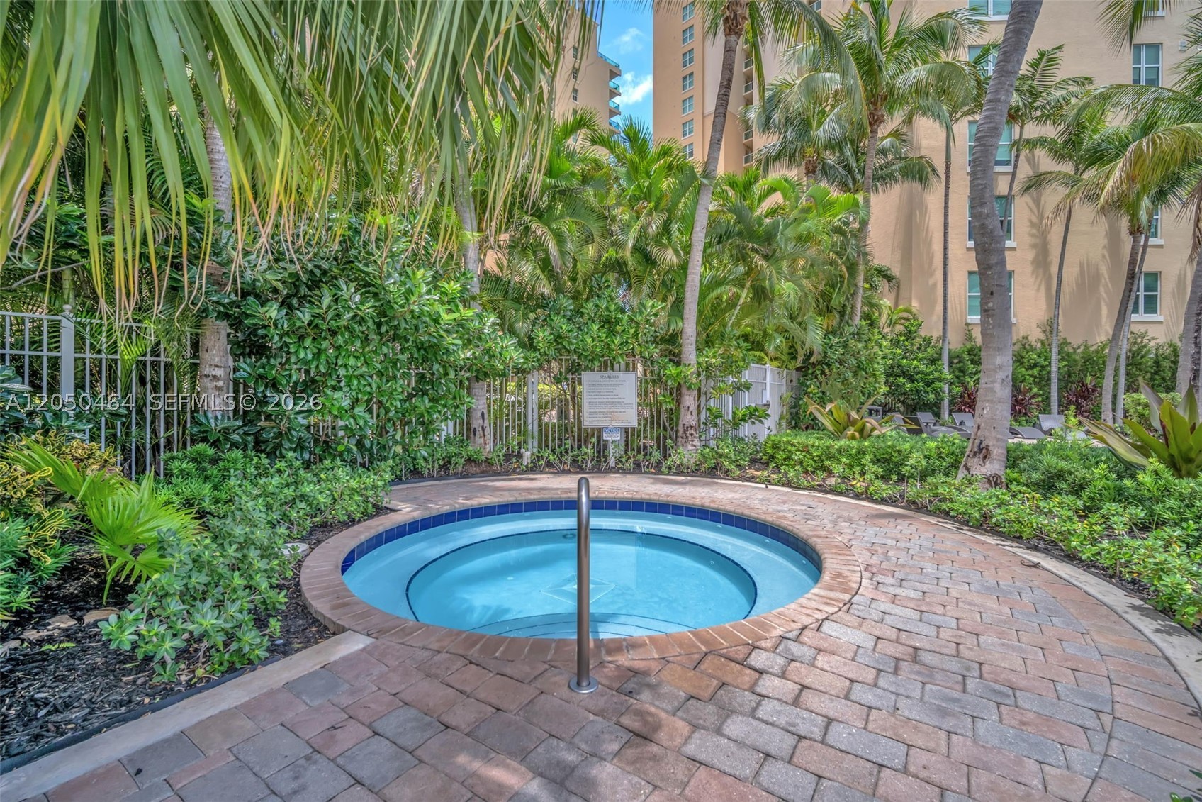 AVENTURA MARINA CONDO NUM - Residential