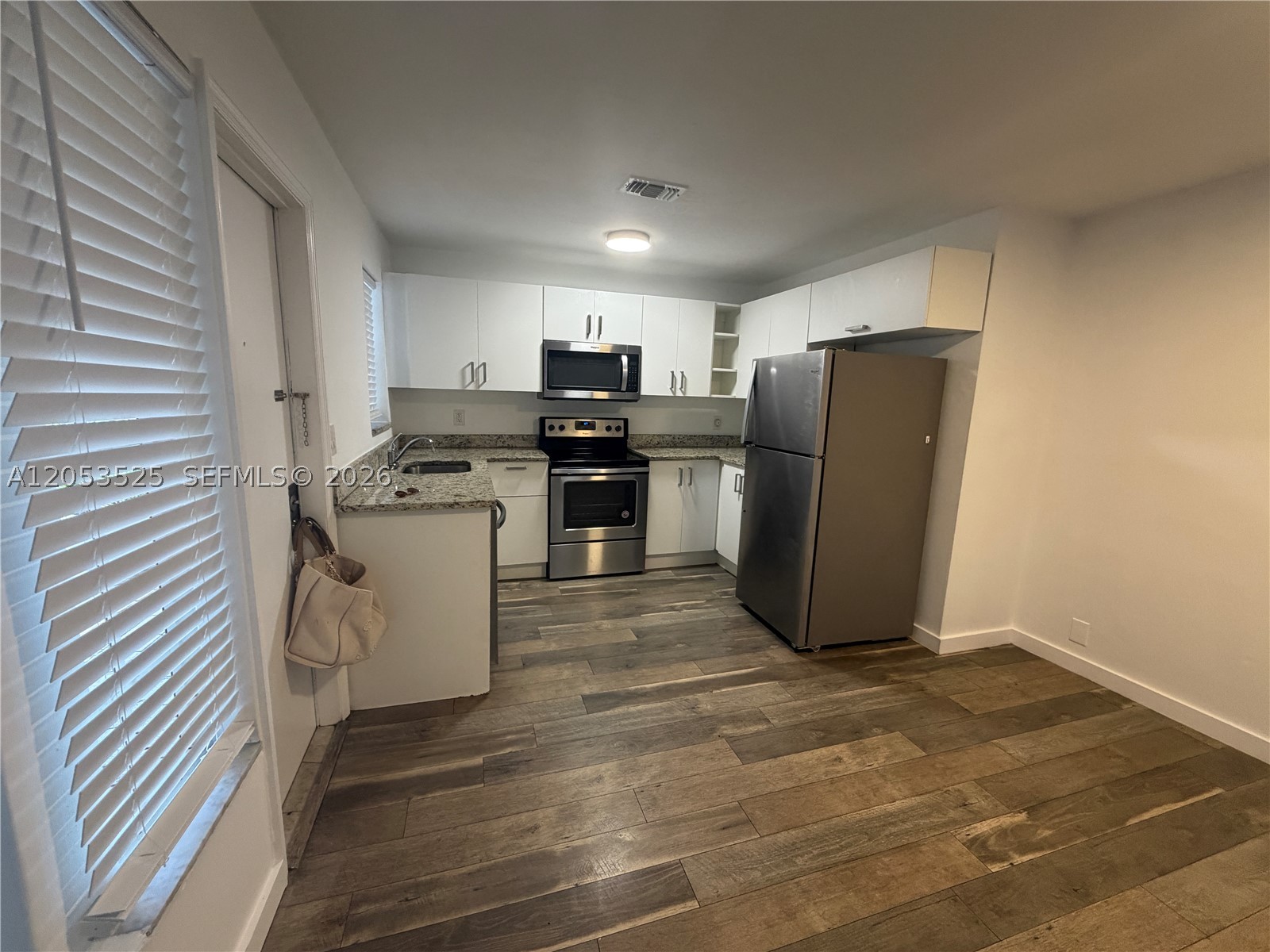 CORAL RIDGE ISLES - Residential Lease