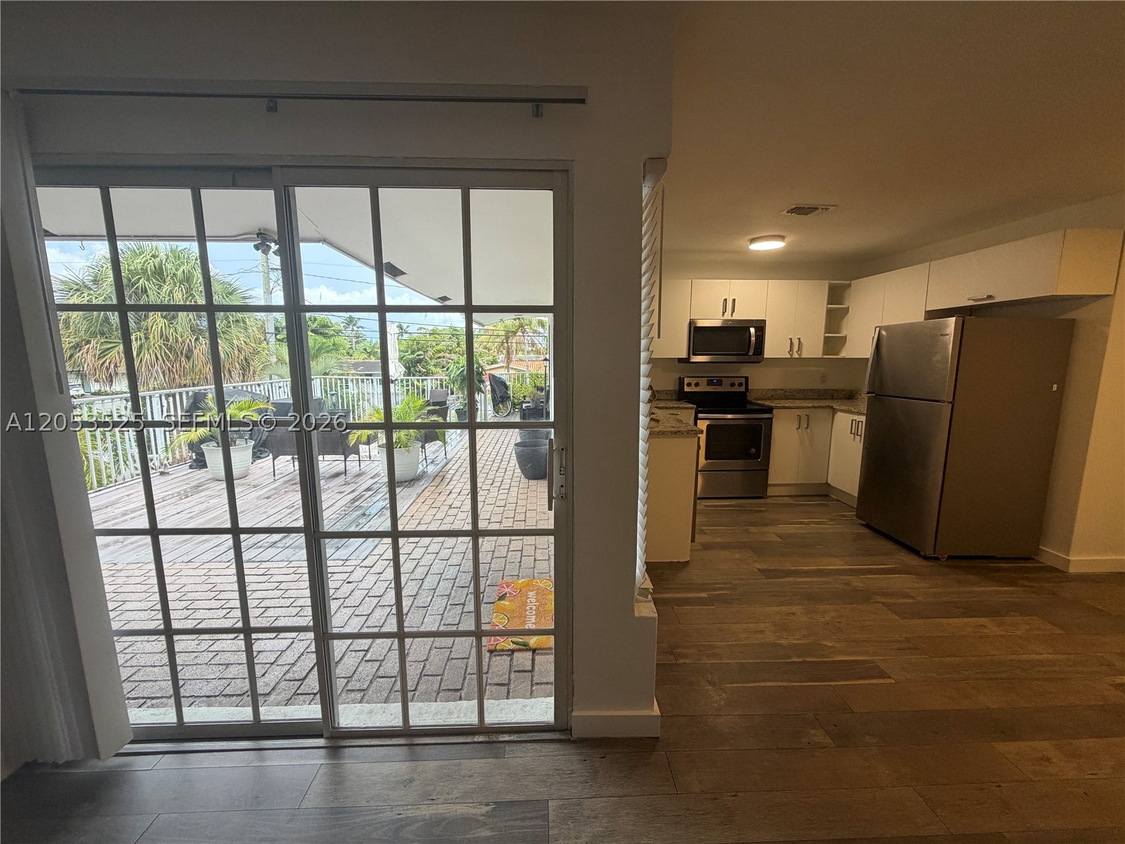 CORAL RIDGE ISLES - Residential Lease
