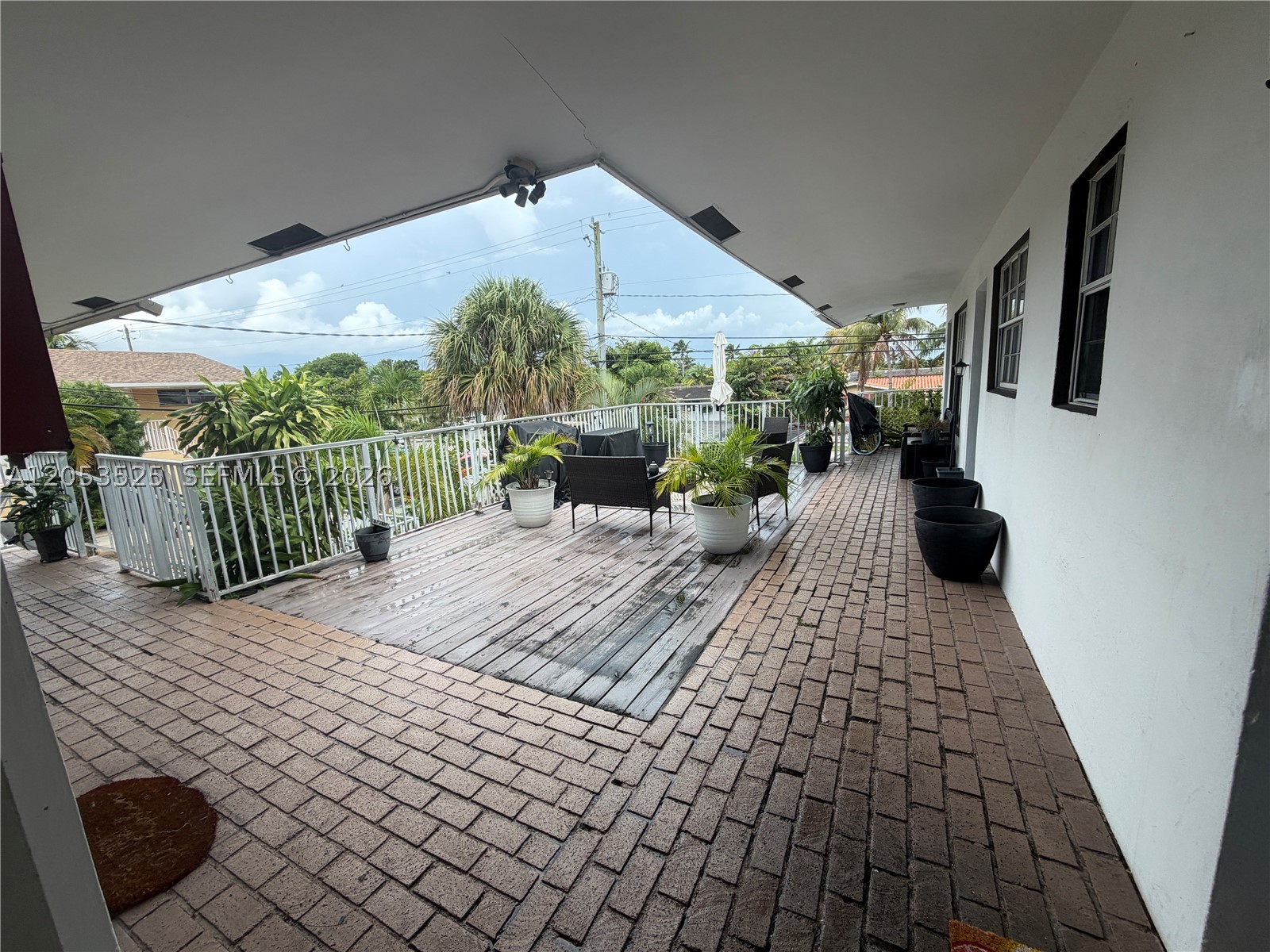 CORAL RIDGE ISLES - Residential Lease