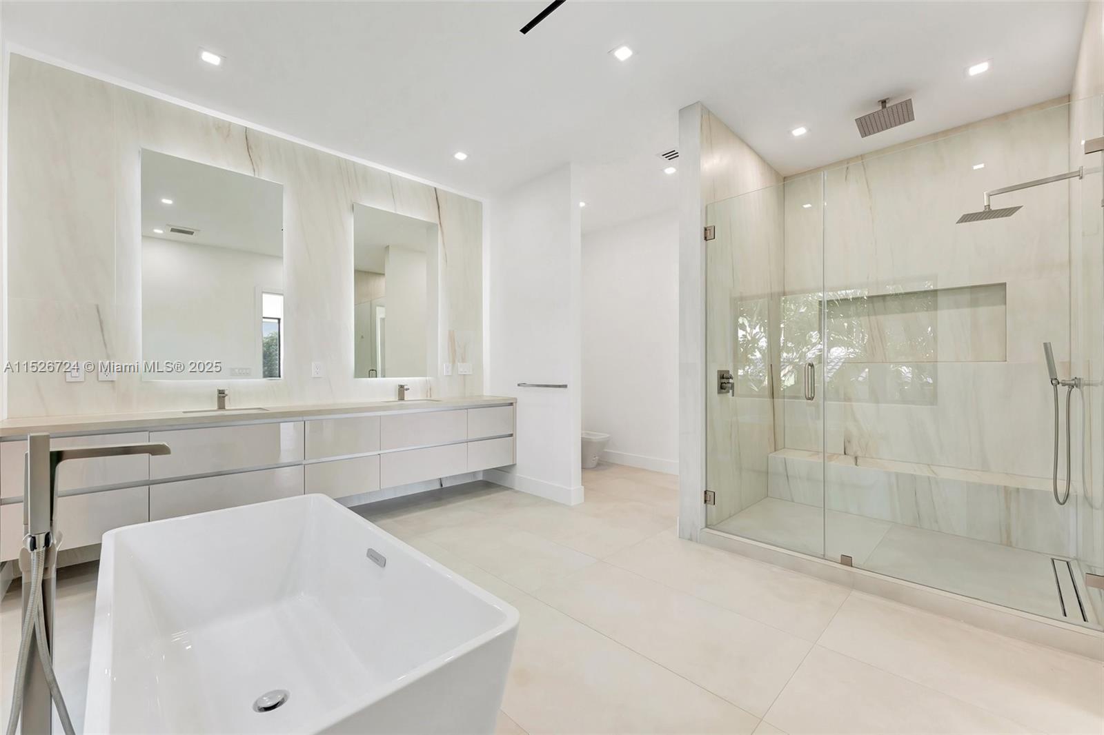 SANS SOUCI ESTATES - Residential