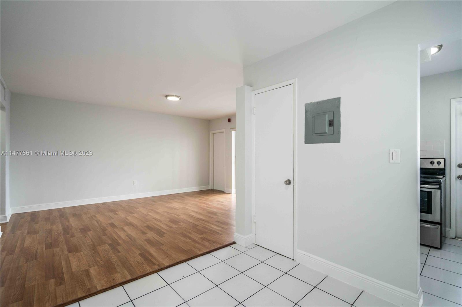 HARBOR ISLAND - Residential Lease