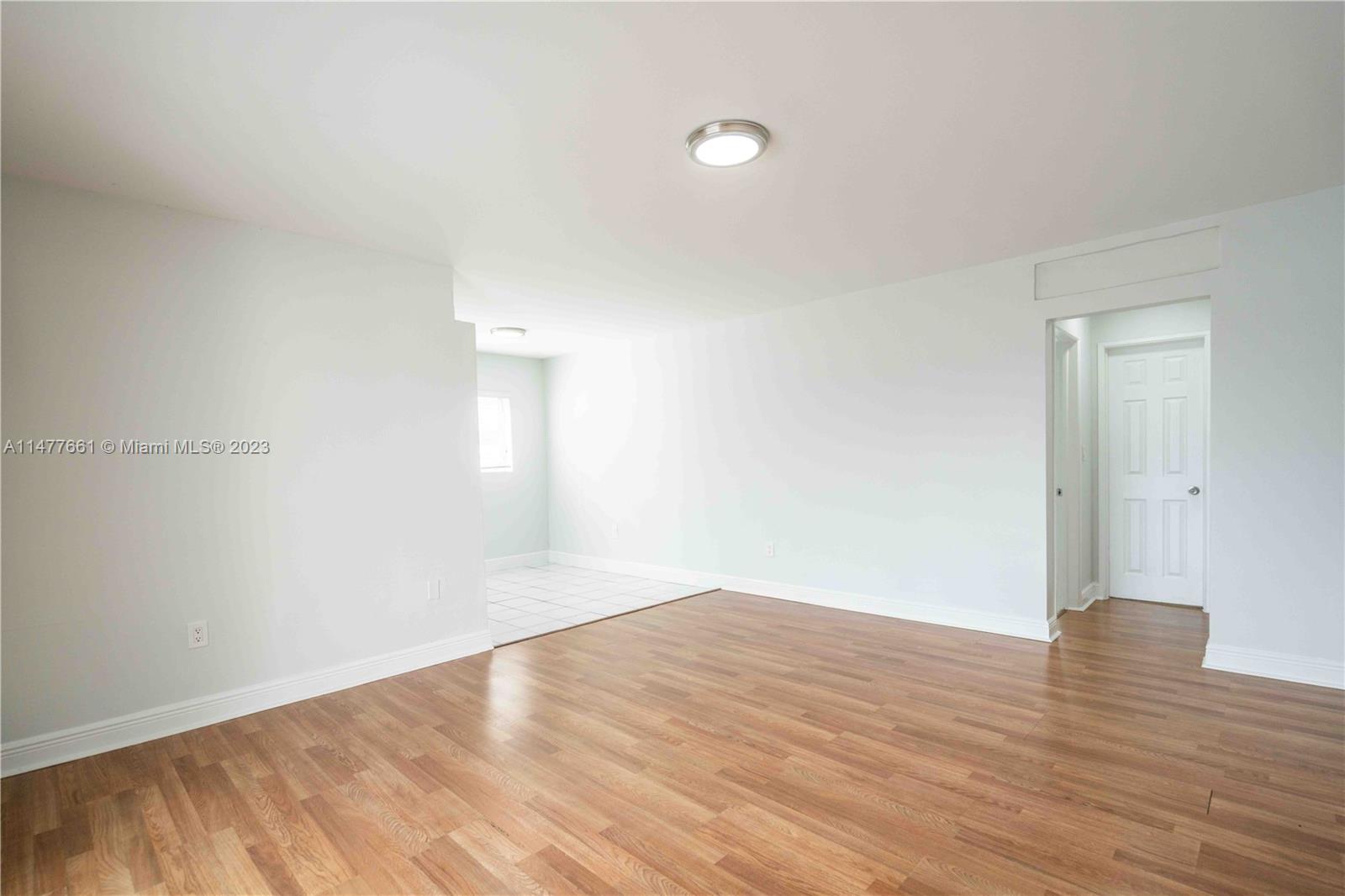 HARBOR ISLAND - Residential Lease