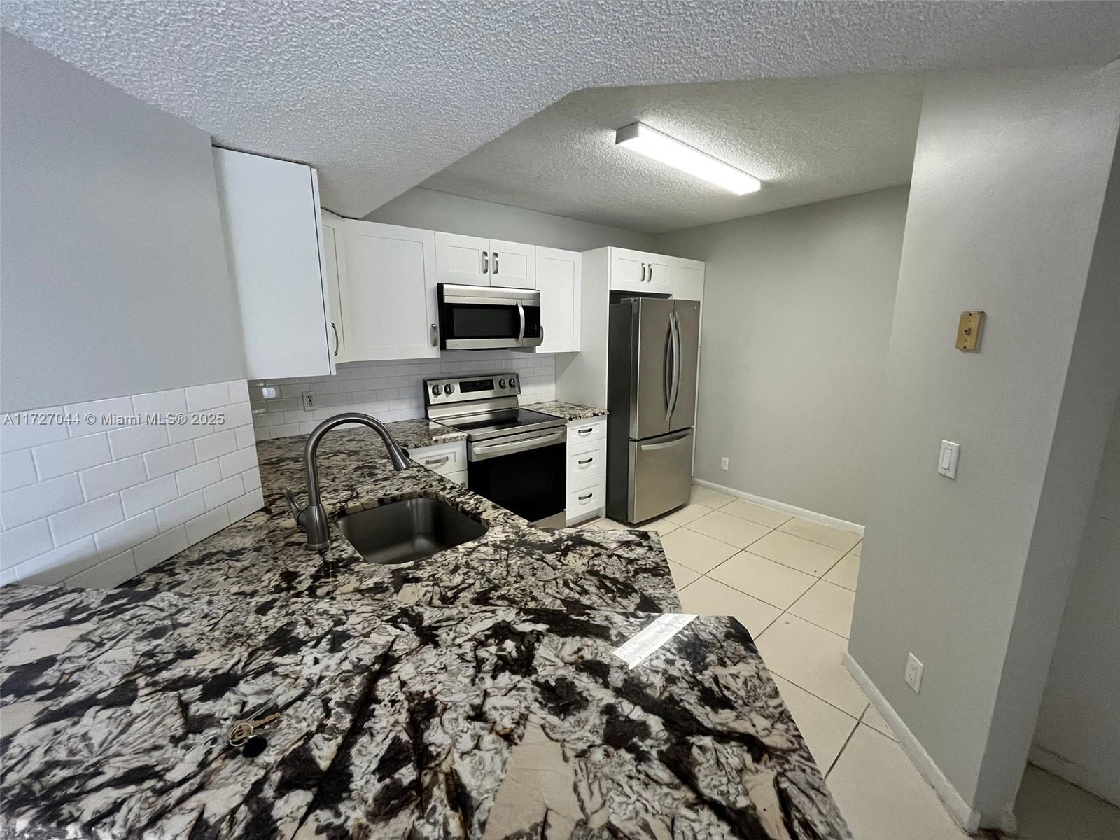 EDGEWATER CONDO - Residential Lease