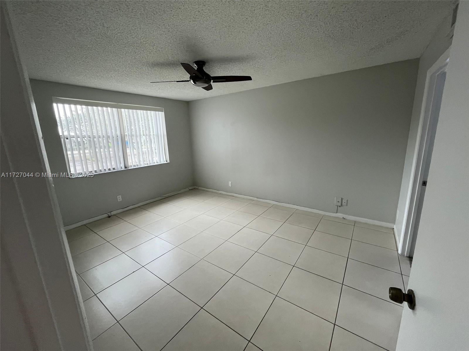 EDGEWATER CONDO - Residential Lease