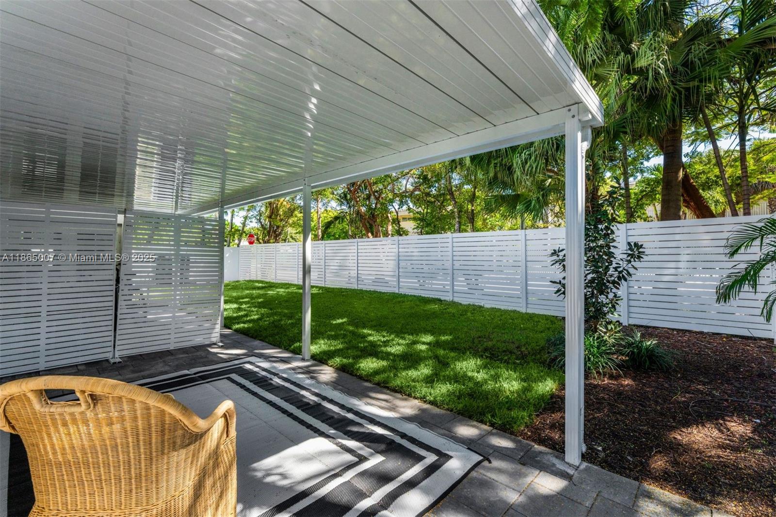TROPICAL ISLE HOMES SUB - Residential
