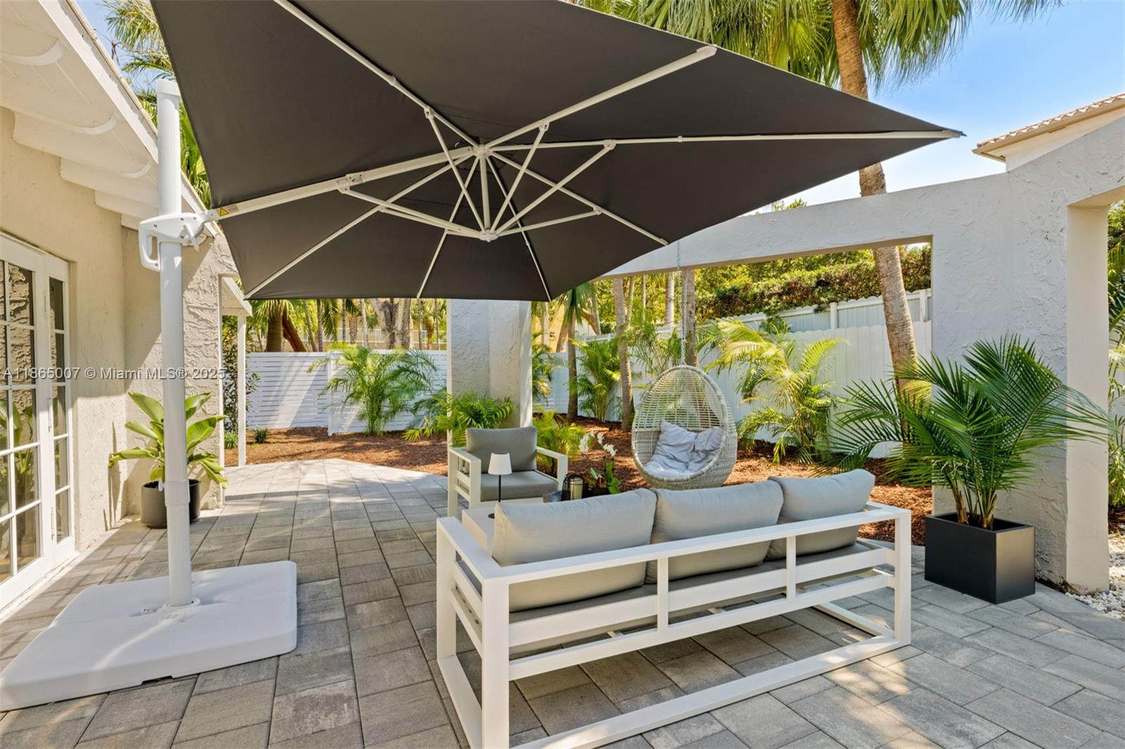 TROPICAL ISLE HOMES SUB - Residential