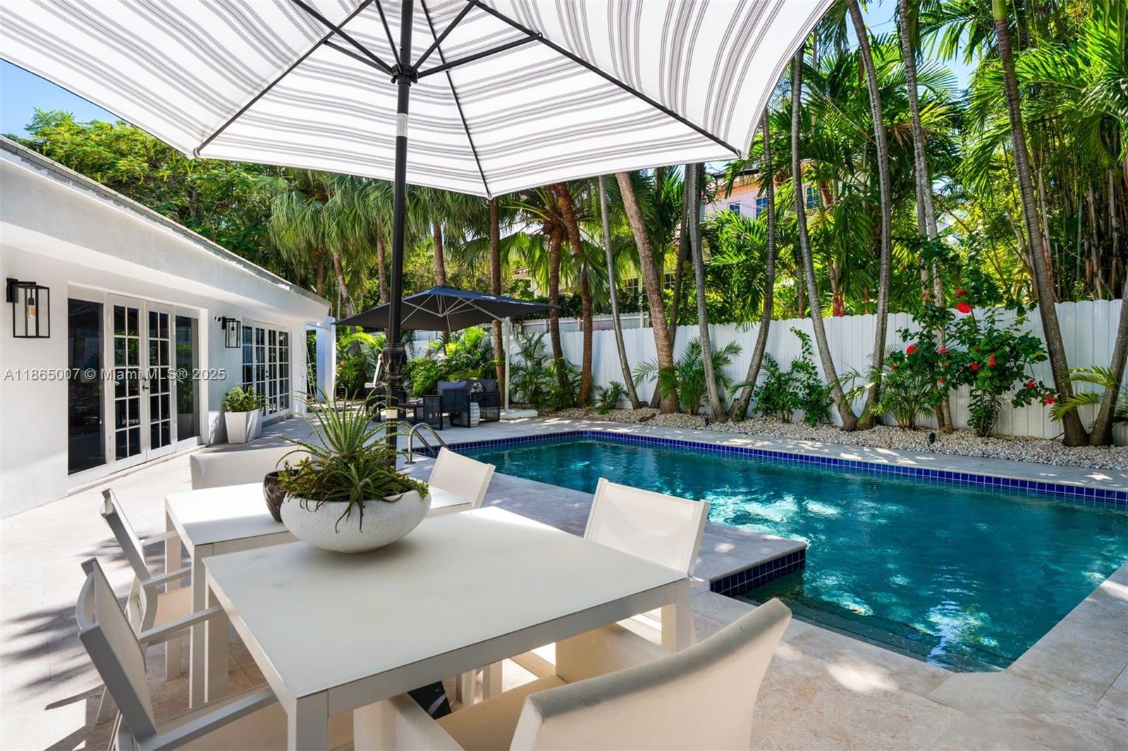 TROPICAL ISLE HOMES SUB - Residential