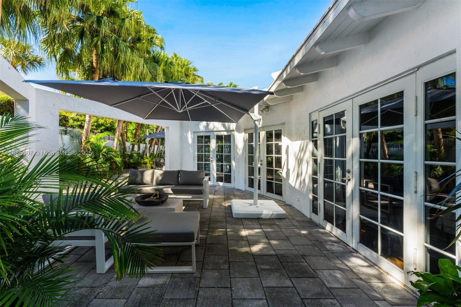 TROPICAL ISLE HOMES SUB - Residential