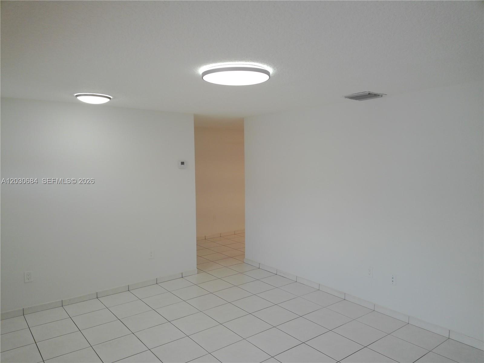 FAIRFIELD MANORS - Residential