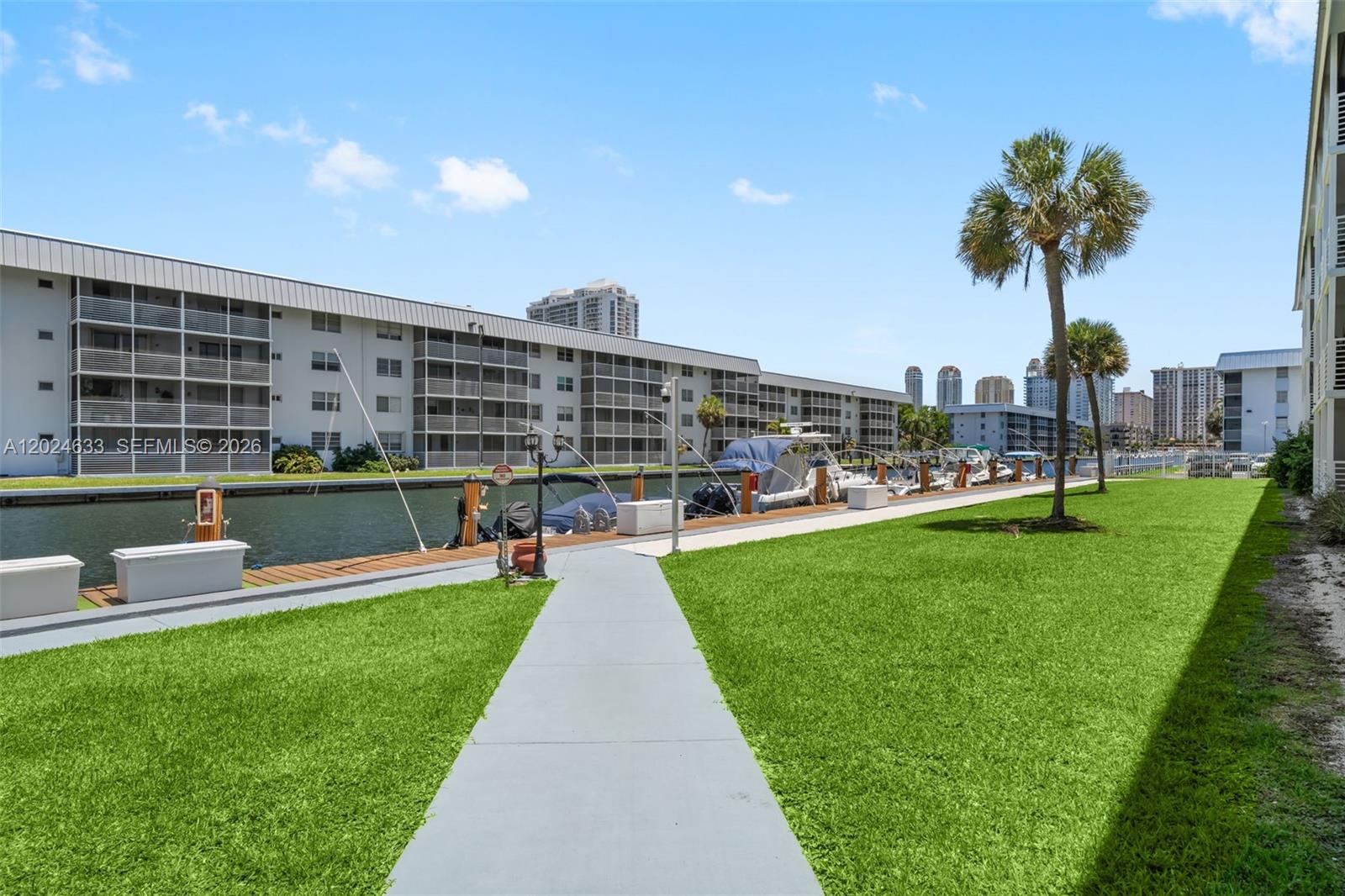 EDEN ISLES CONDO PART 1 - Residential