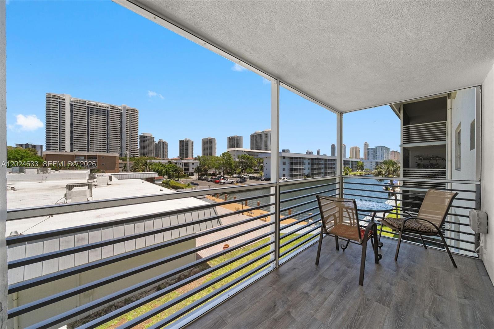 EDEN ISLES CONDO PART 1 - Residential