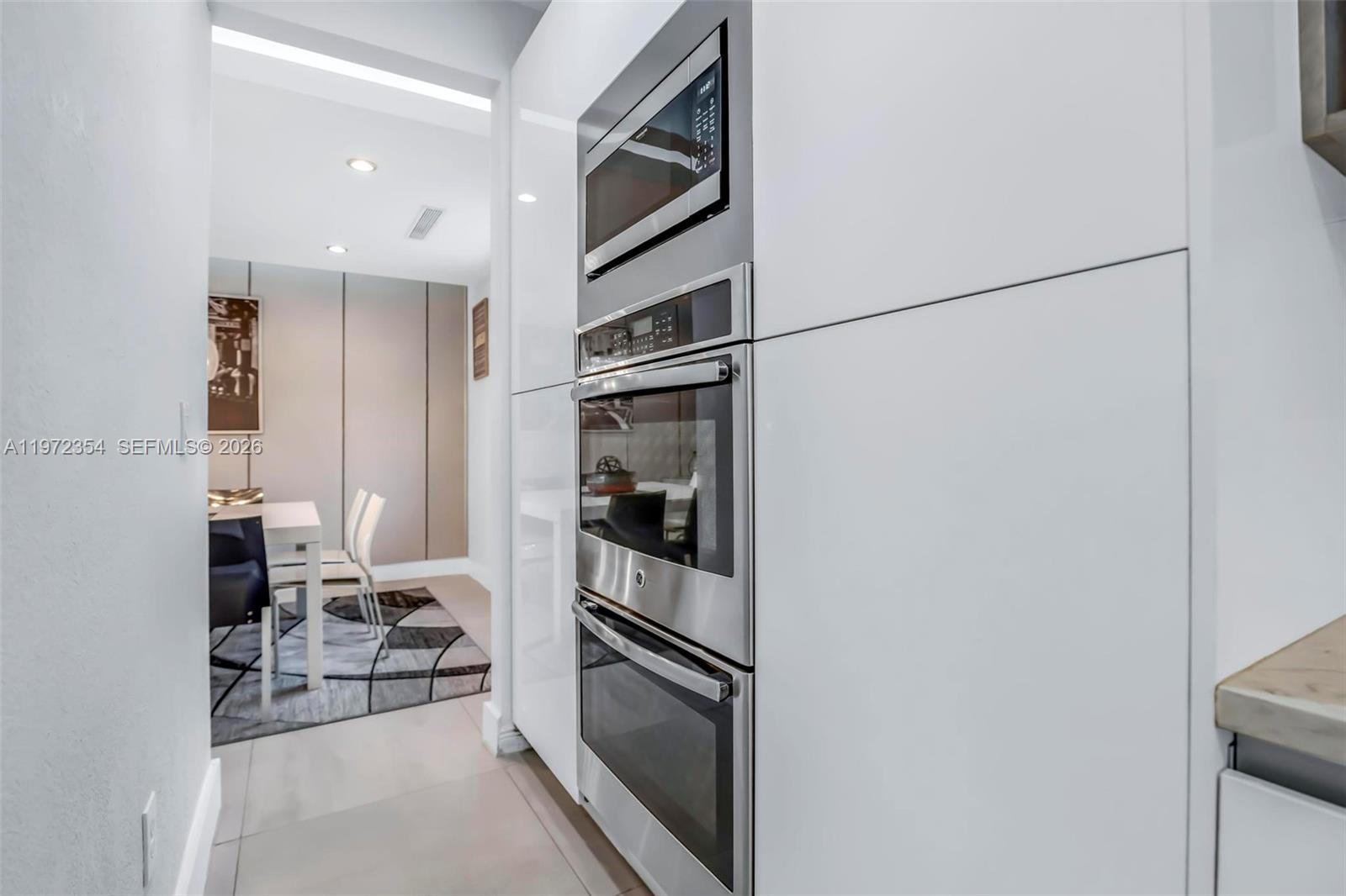 GRAND BAY AT DORAL - Residential
