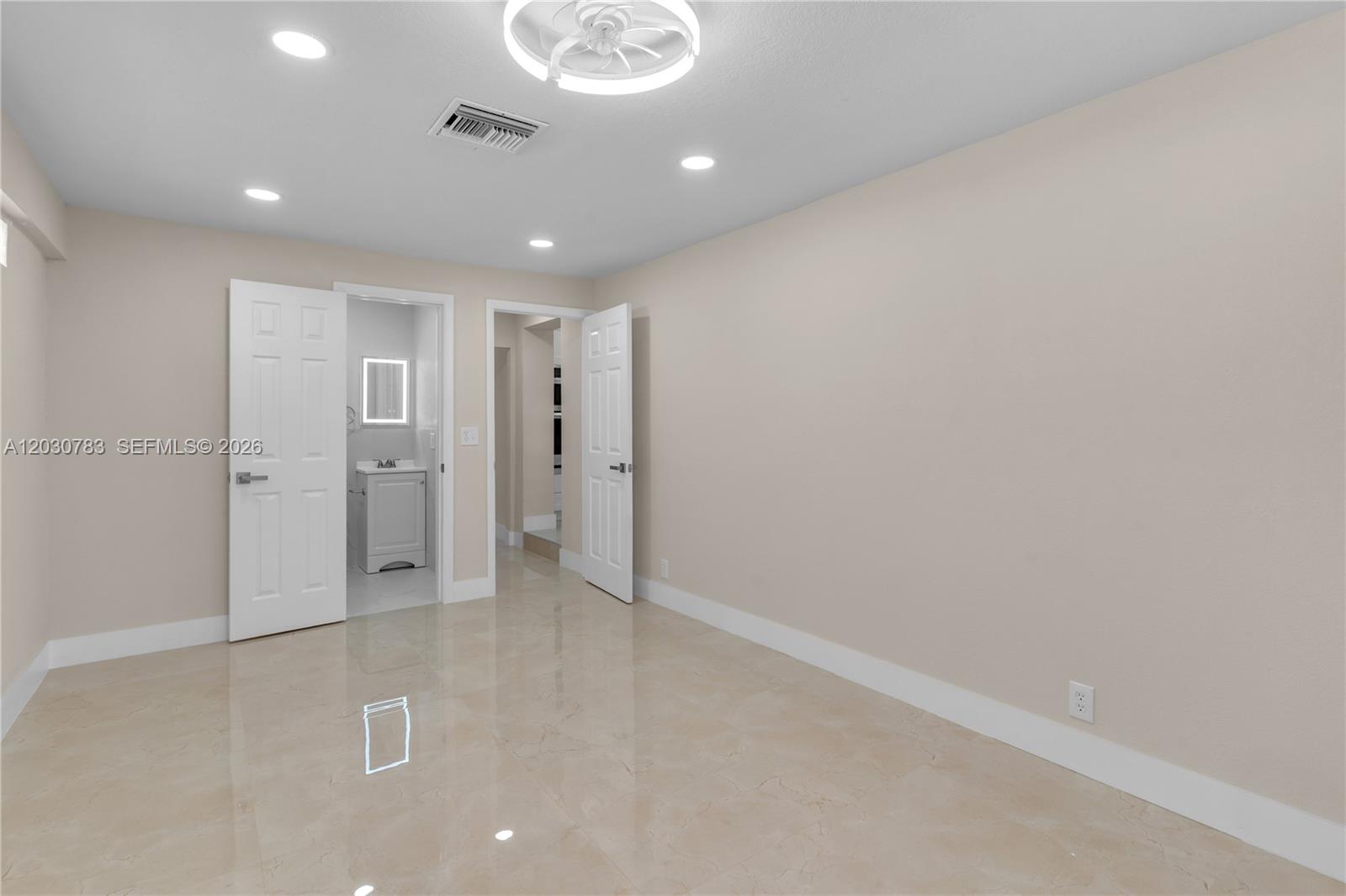 TOWN OF FLORIDA CITY - Residential