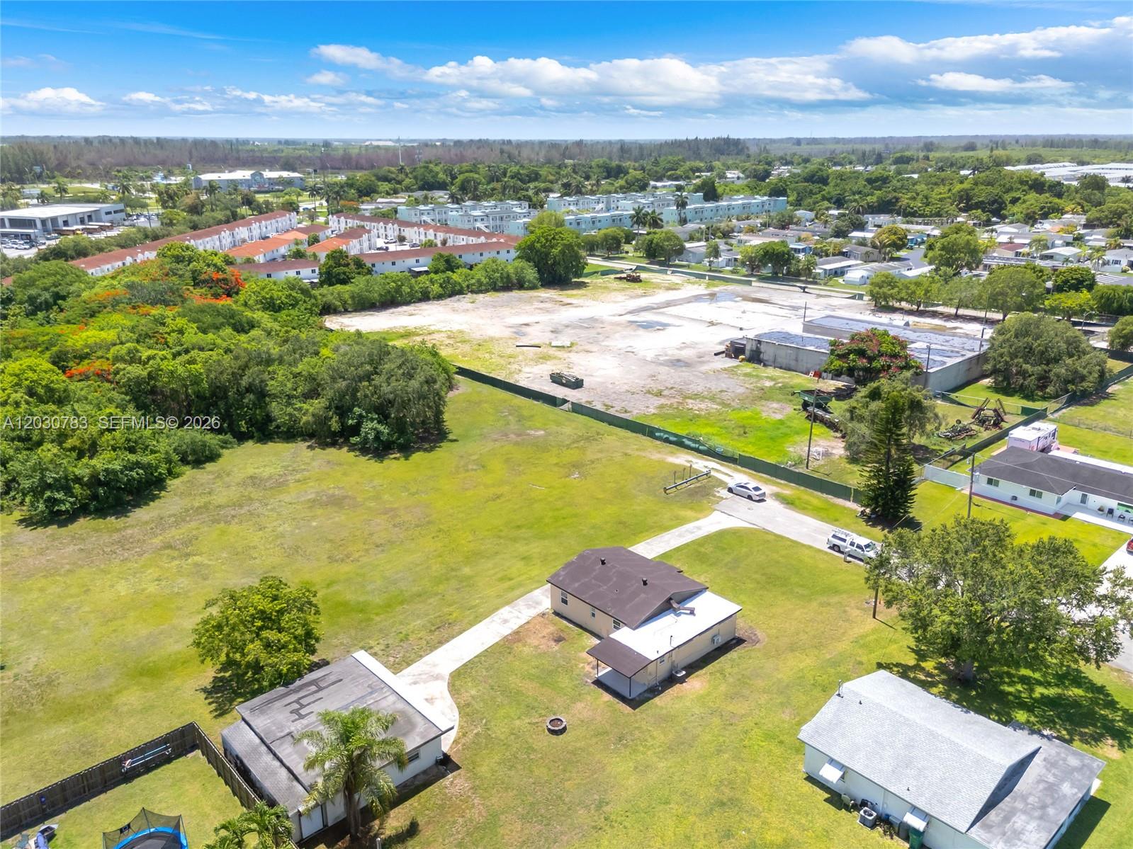 TOWN OF FLORIDA CITY - Residential