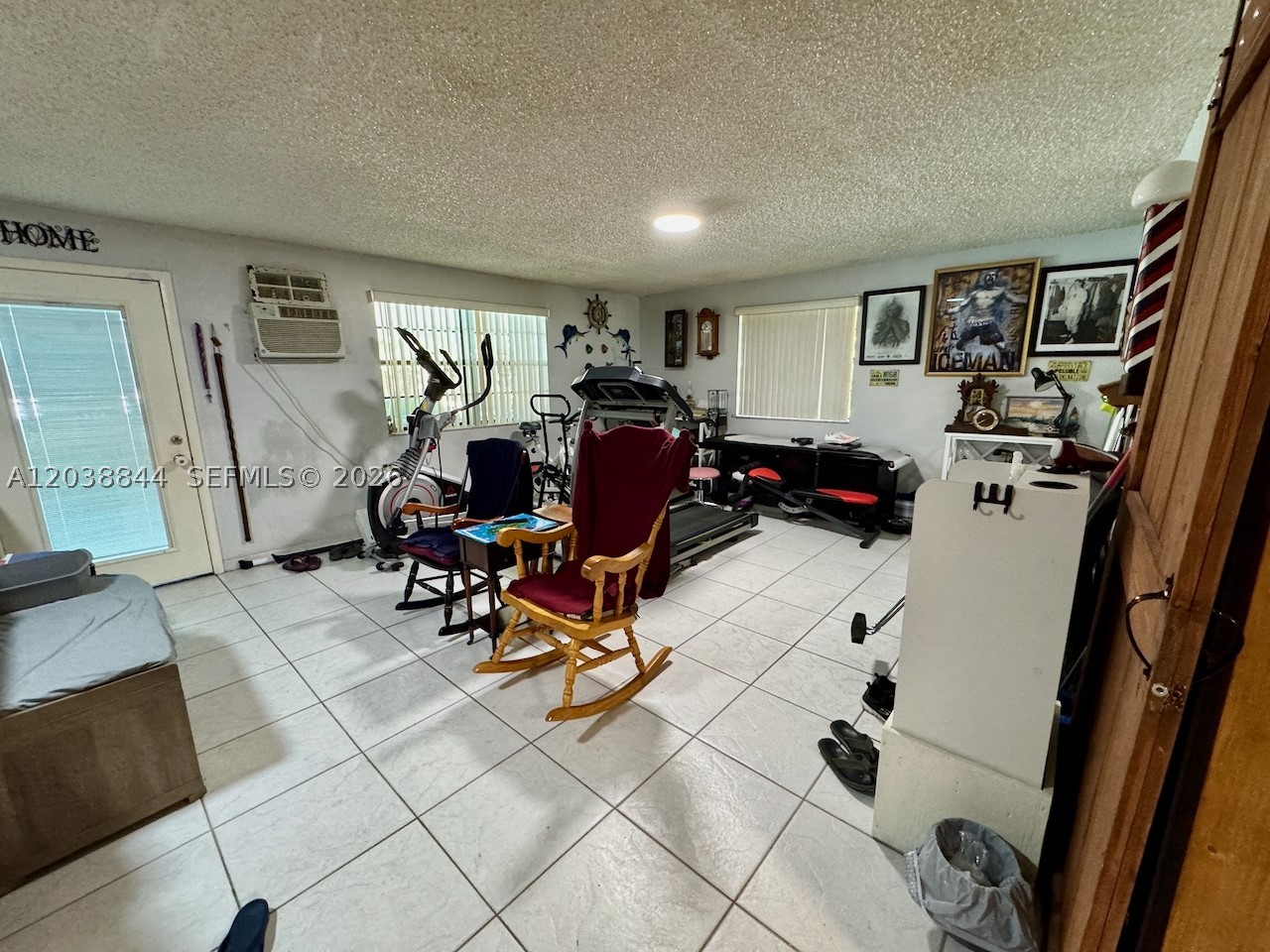 VENETIAN GARDENS-REV - Residential
