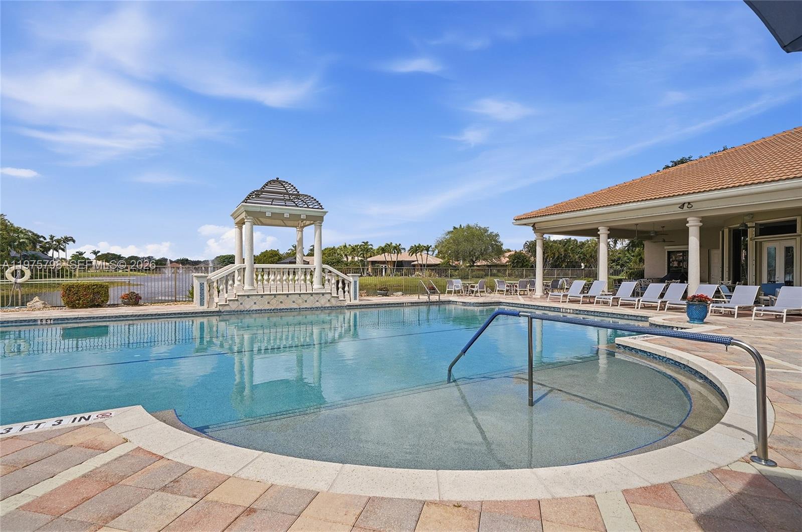 TIVOLI RESERVE - Residential