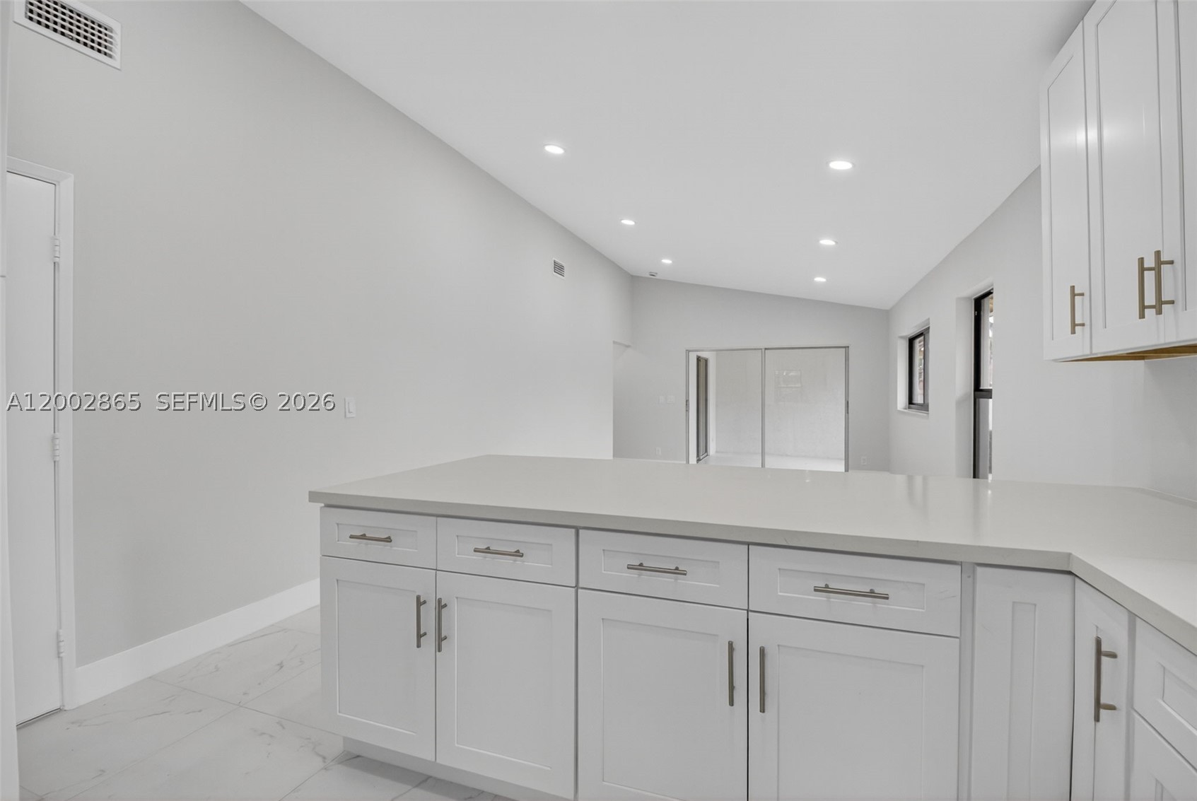 WHISPER WALK - Residential