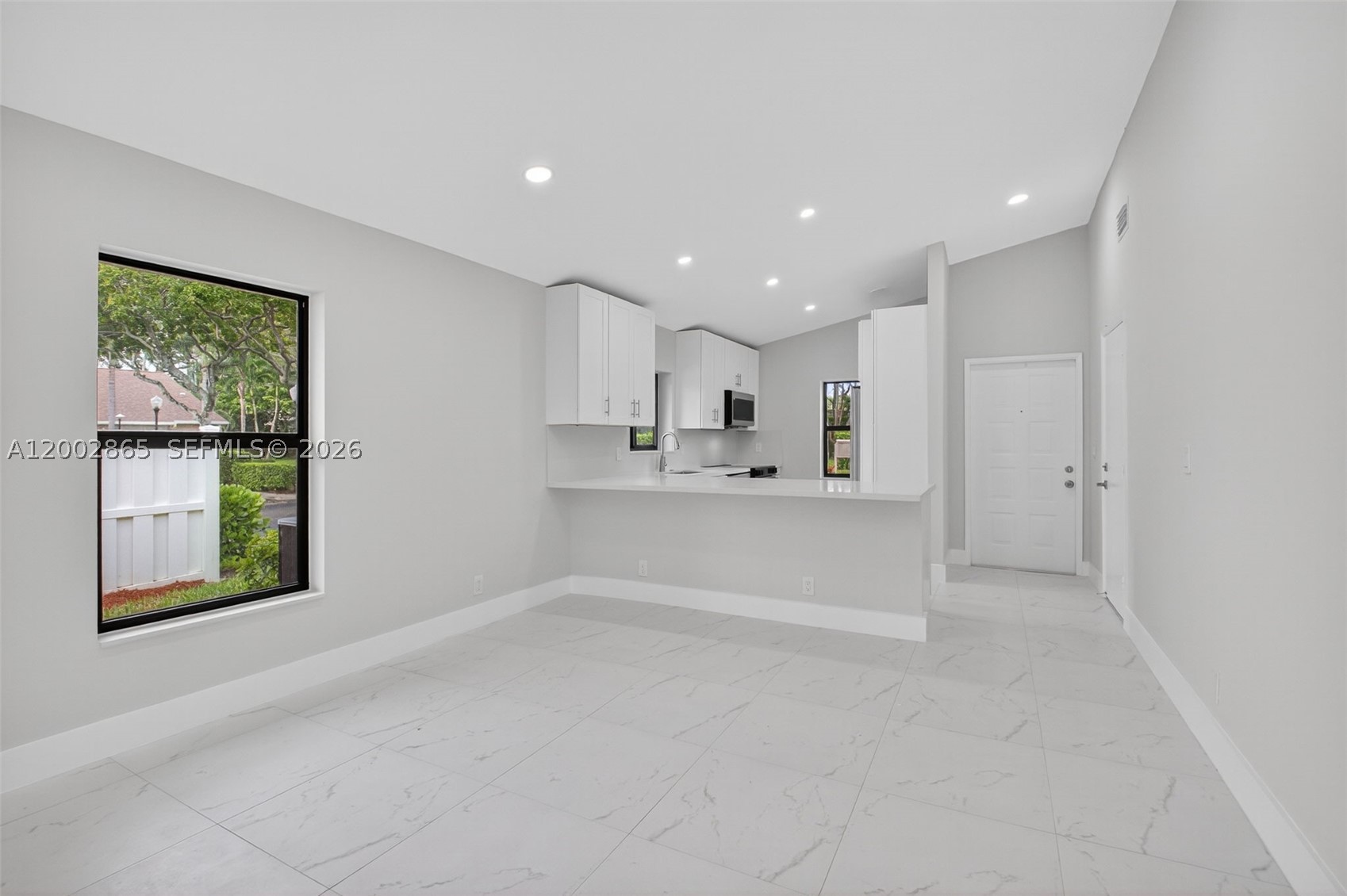 WHISPER WALK - Residential
