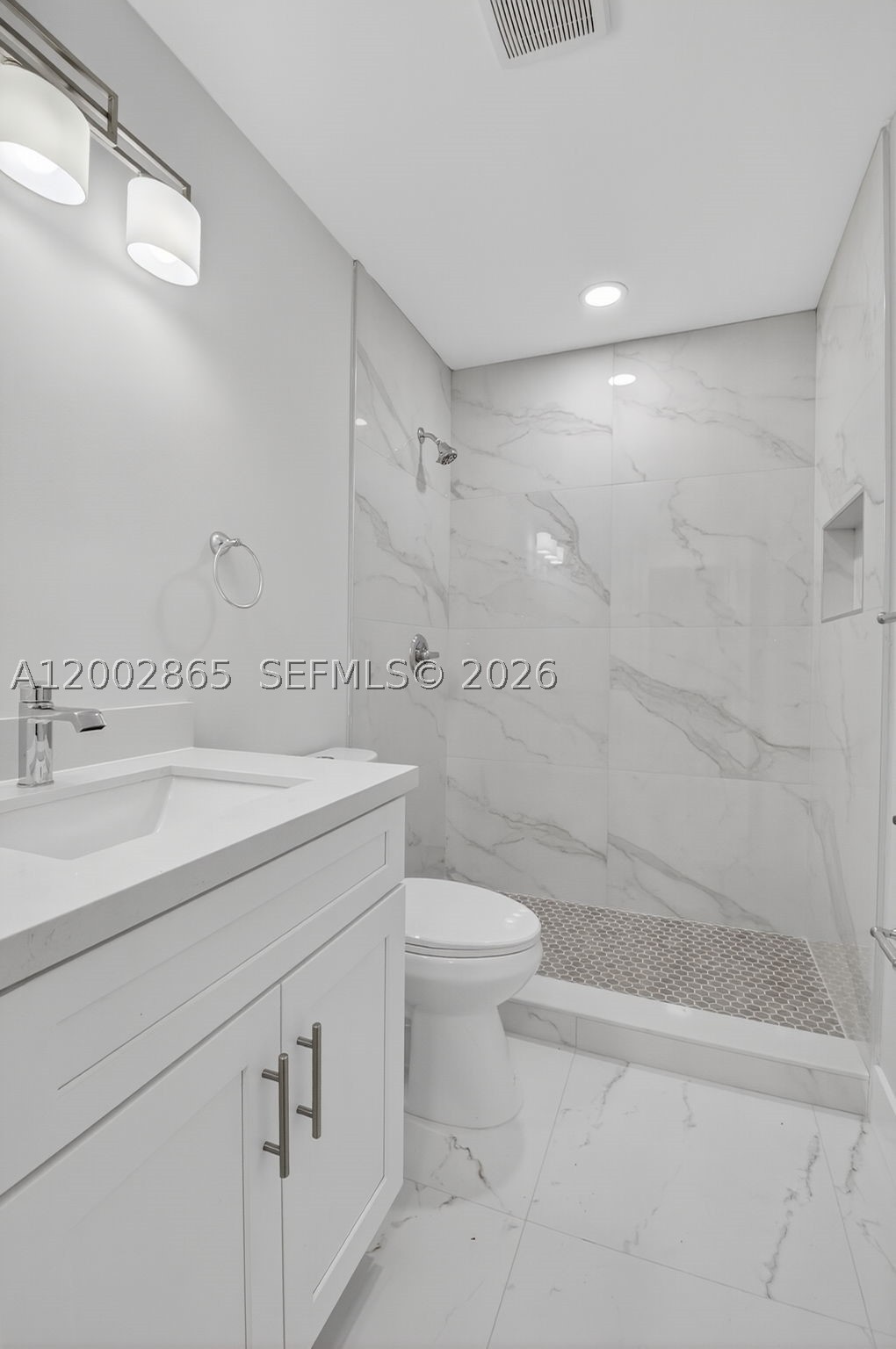 WHISPER WALK - Residential